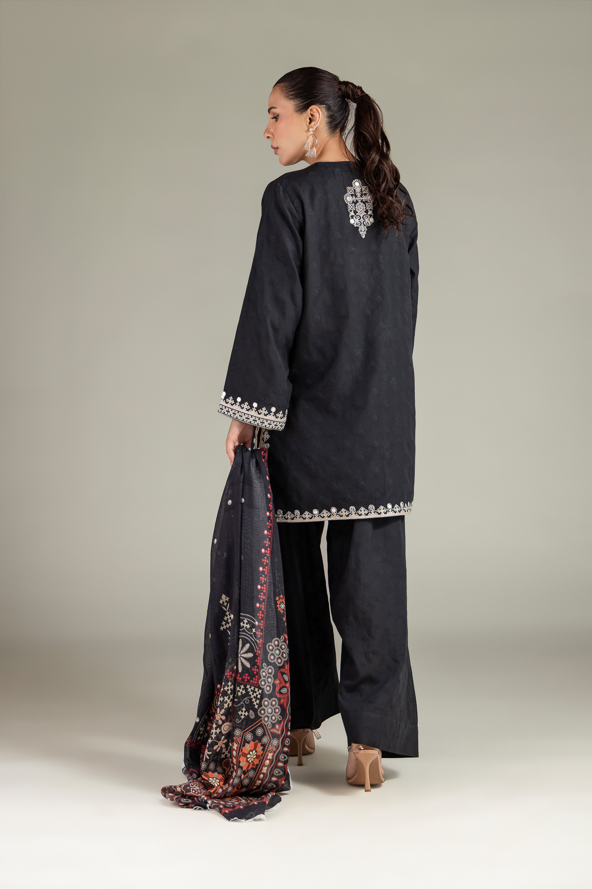 Embroidered Broshia Fabrics 3 Piece - T-A33-26-207FD1-VG