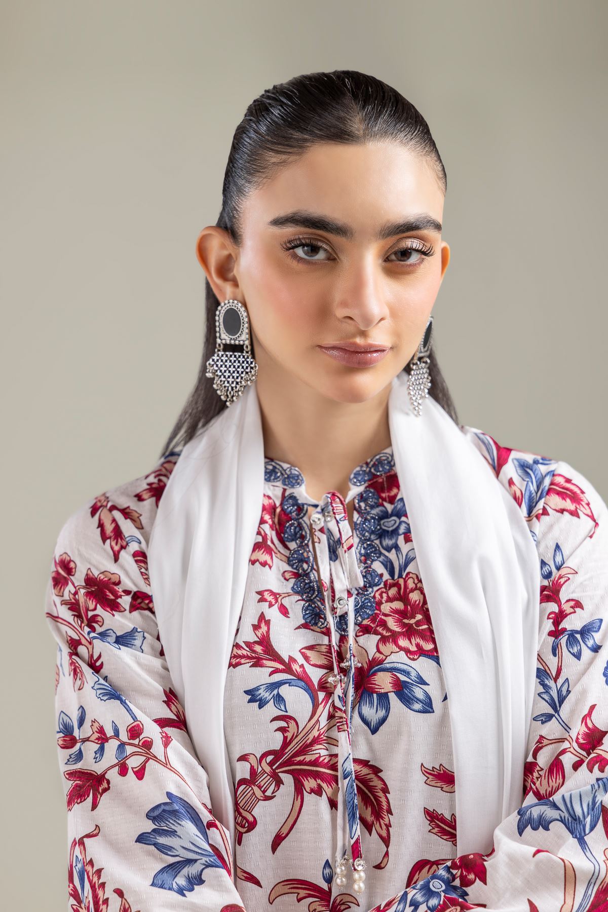 Embroidered Lawn Summer Lawn Dupatta - 1-26-121-C-C-VG