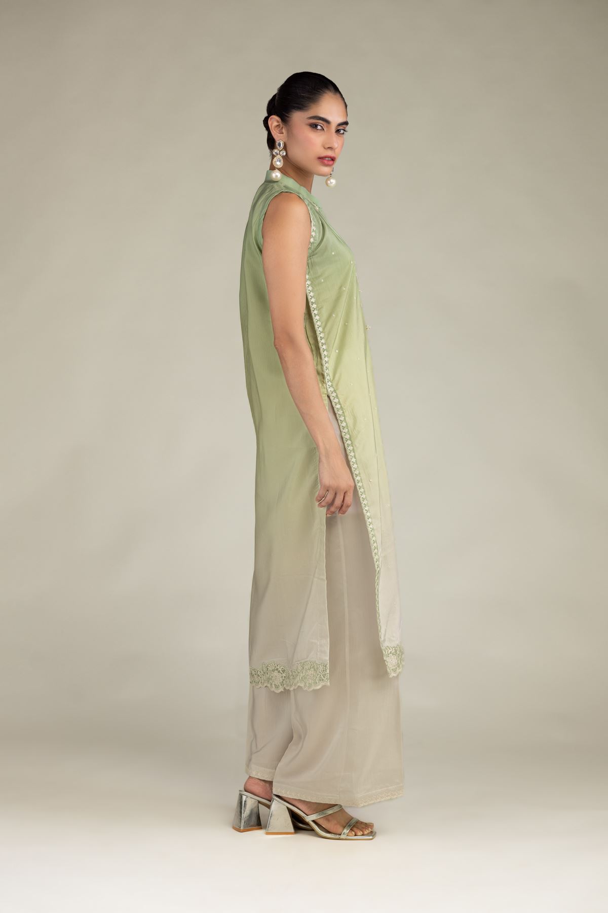 Embroidered Blended Viscose Sleeveless Floral Kurta - 1-26-229-B-F1-VG