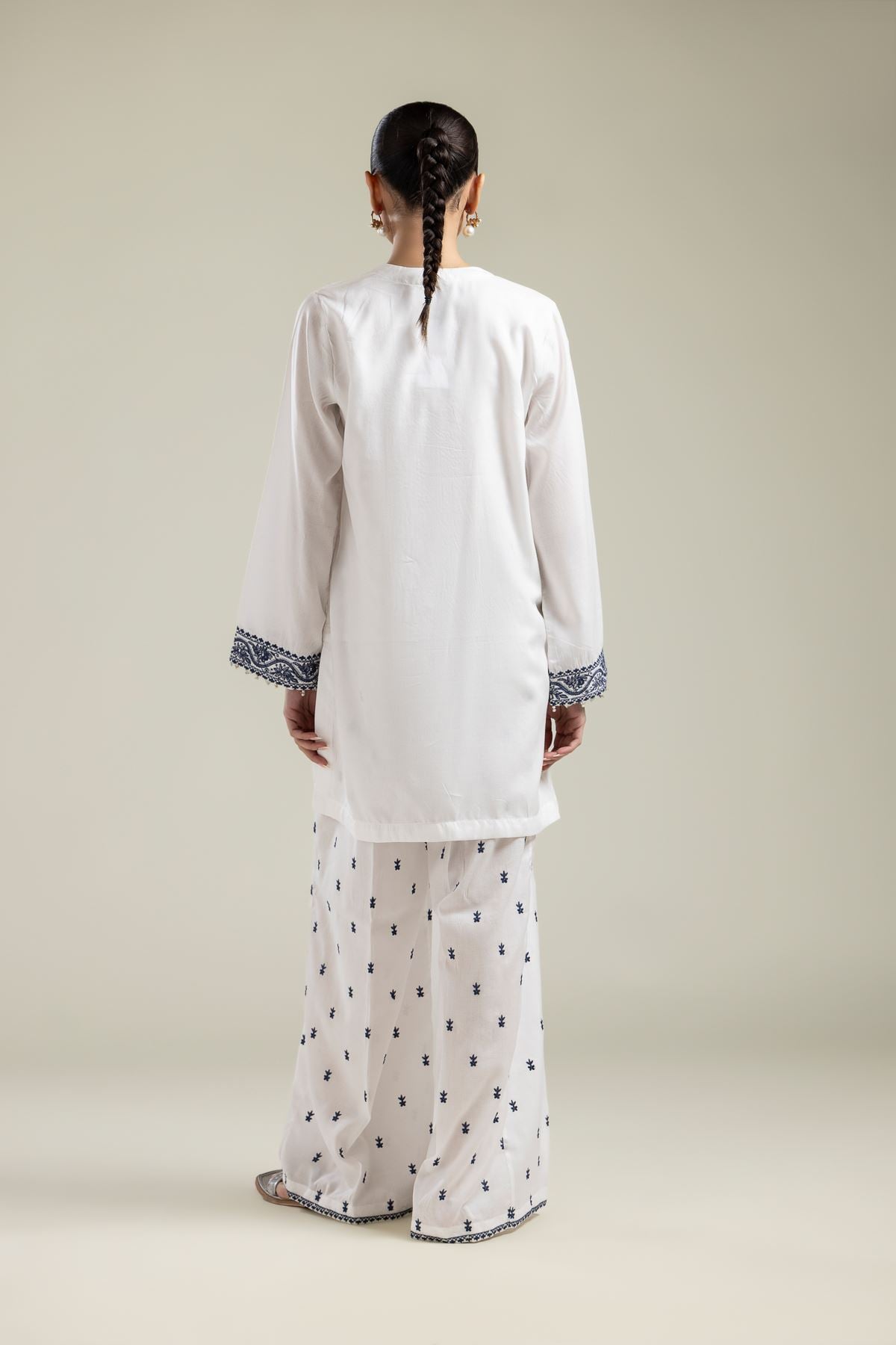 Embroidered Textured Weave White Embroidered Kurta - 1-26-106-A-A-VG