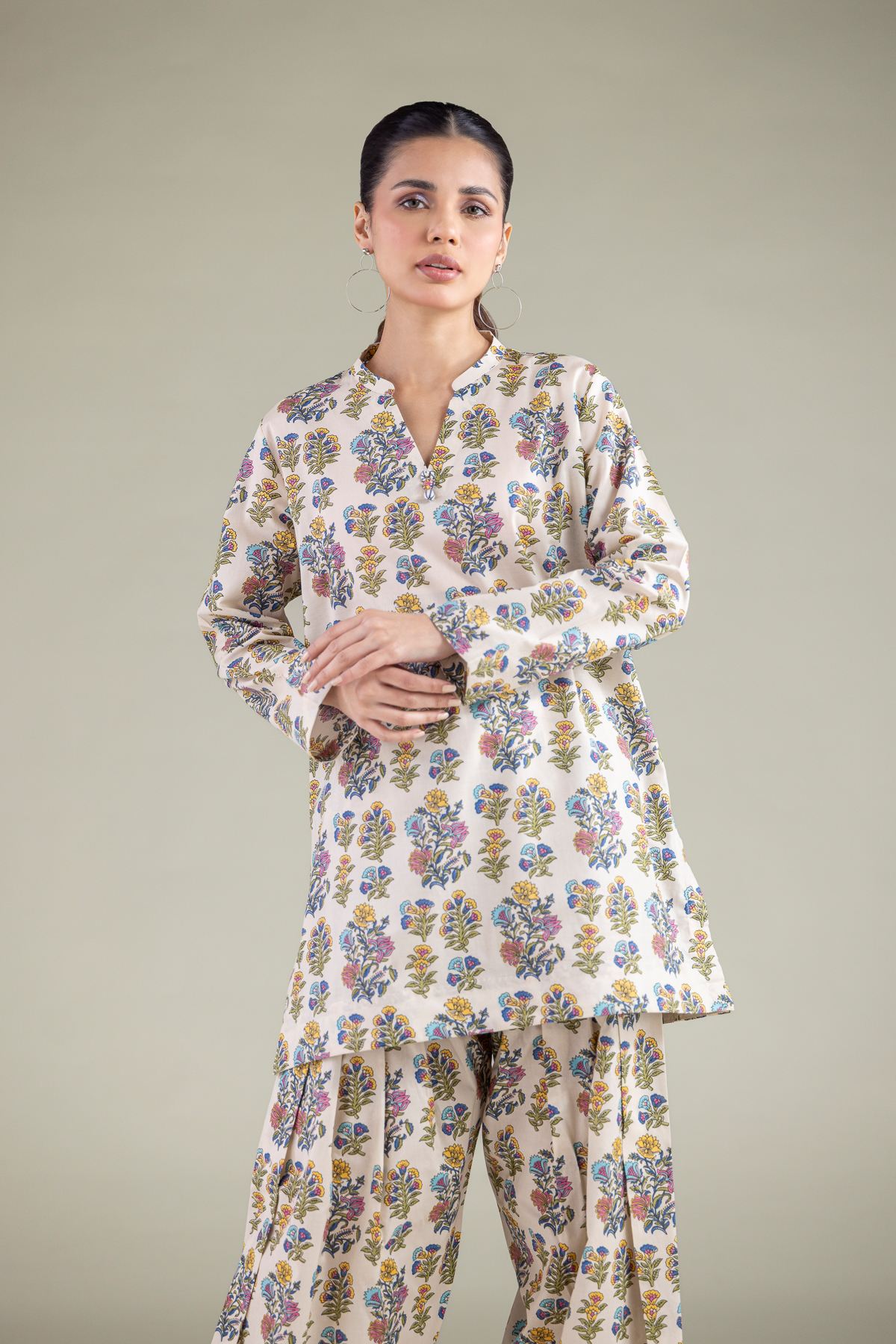 Printed Cambric Floral V-Neck Kurta - 2-26-106-A-B-VG