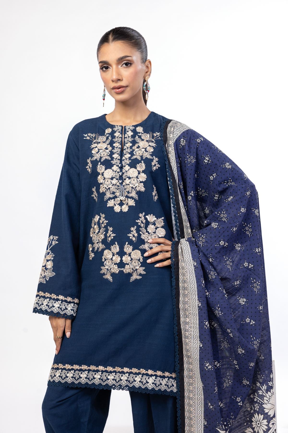 Embroidered Khaddar Tailored 3 Piece - KW32B-VG