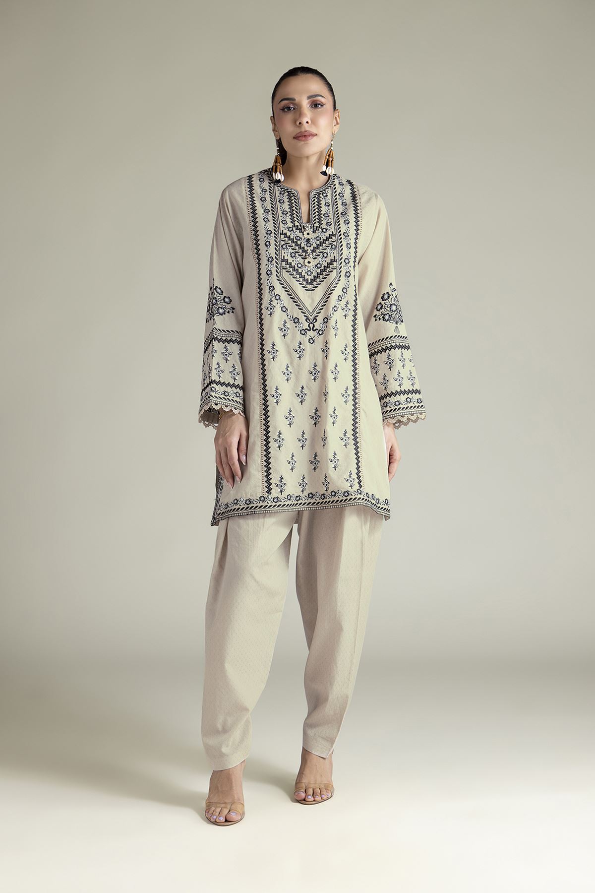 Embroidered Cotton Dobby 2-Piece Tailored Set - 1-26-246-B-I1-VG