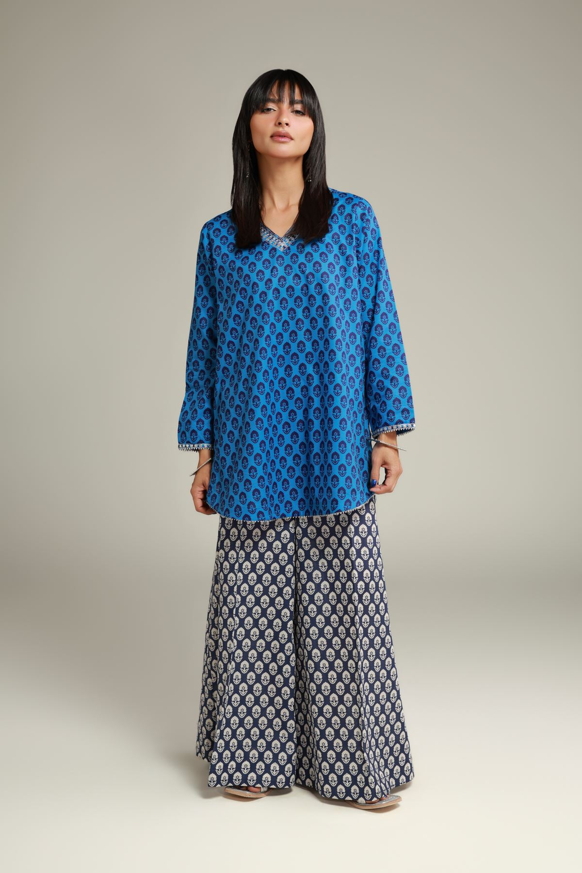 Embroidered Cambric Short Blue Kurta - T-A22-26-114FB2-VG