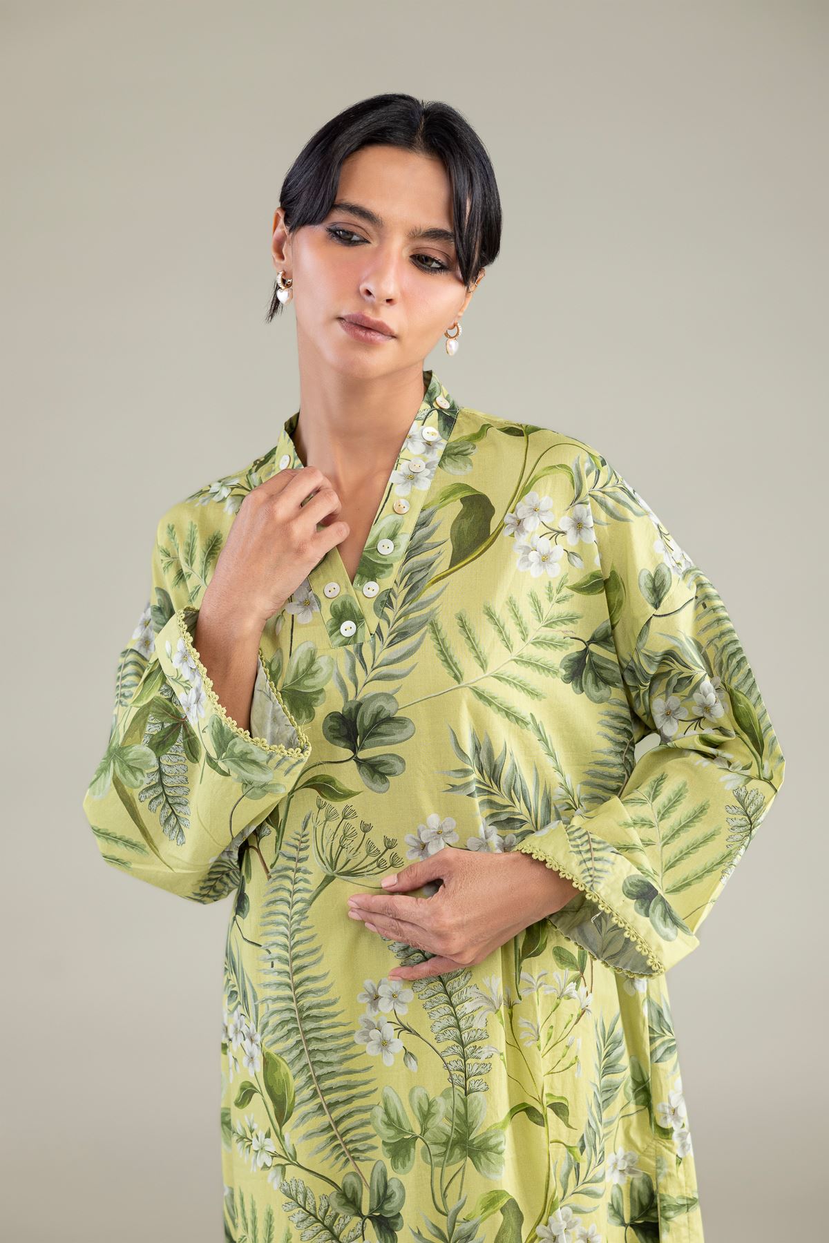 Printed Cambric Floral Longline Kurta - 2-26-301-B-F1-VG