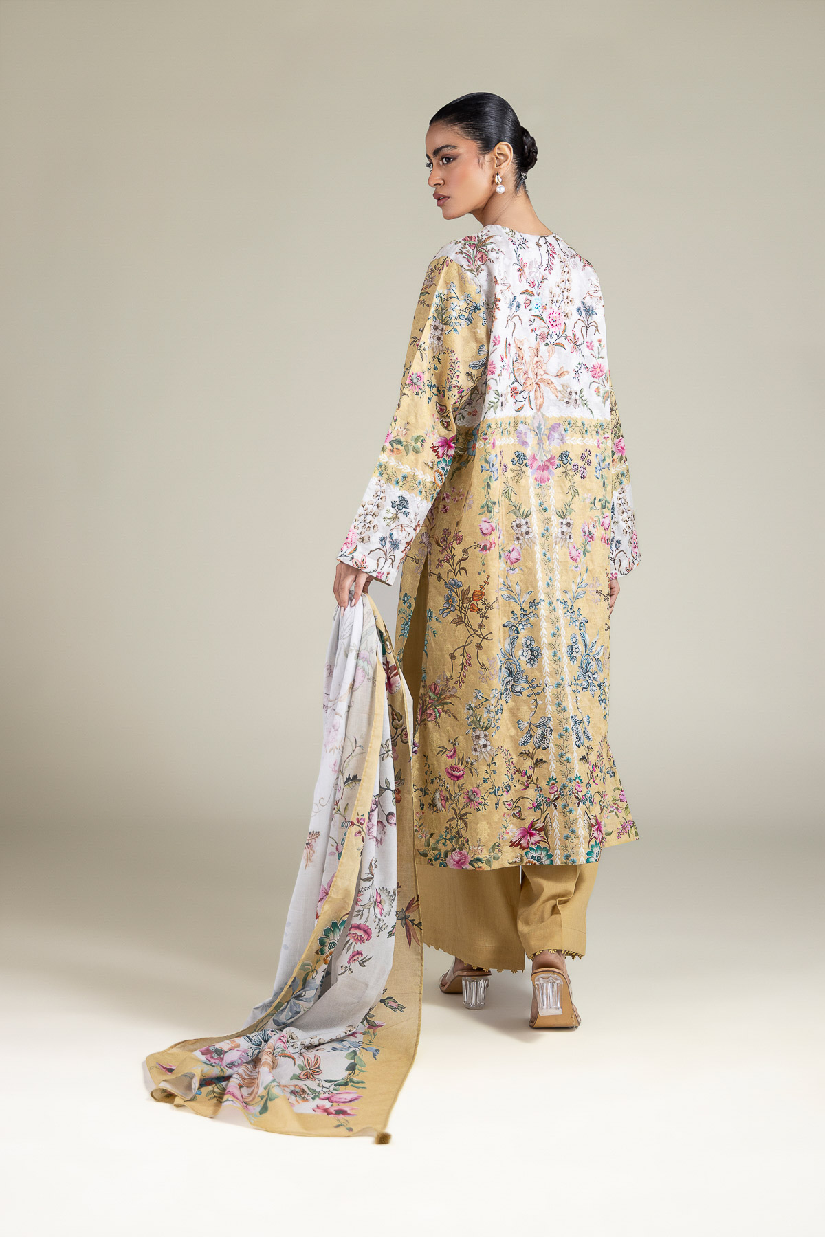 Embroidered Broshia Fabrics 3 Piece - T-A33-26-207FD1-VG