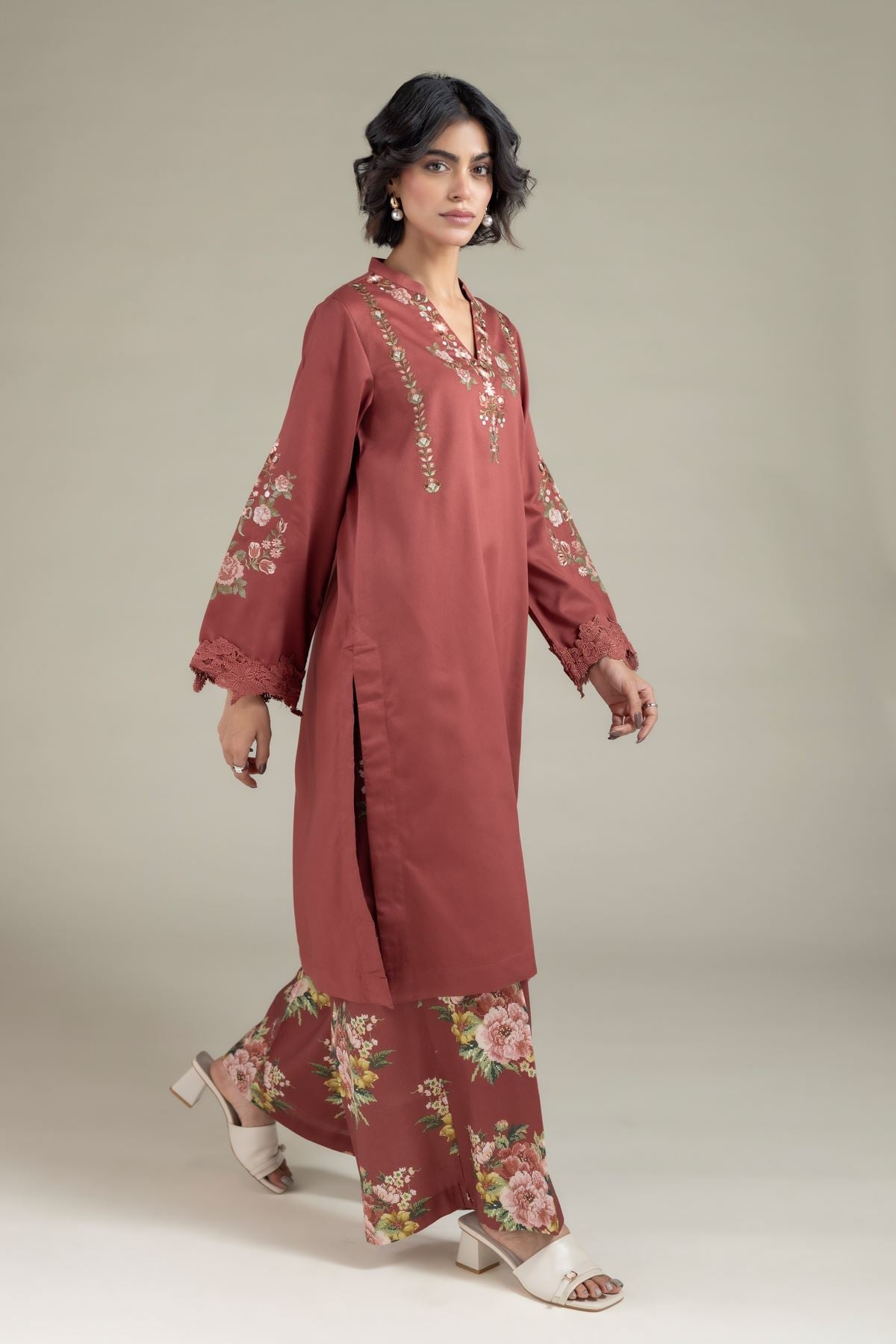 Embroidered Textured Cotton Kurta - 25-10-12E9-08TA-VG