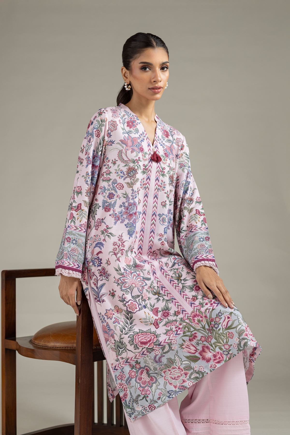 Printed Raw Silk Kurta - 25-08-12E8-04TA-VG