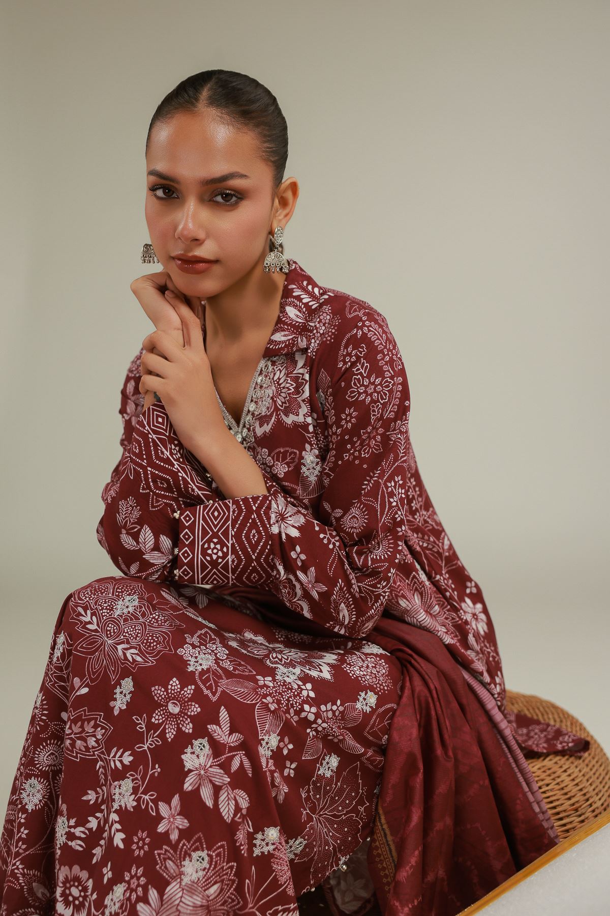 Embroidered Raw Silk Floral Longline Kurta - 25-10-12E9-02TA-VG