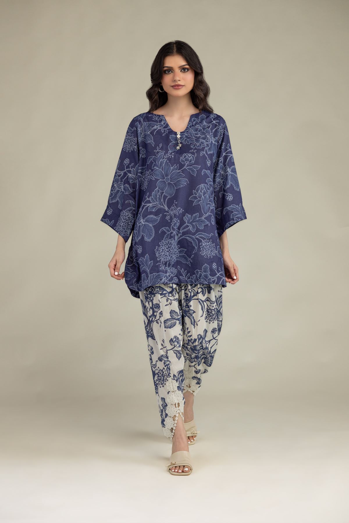 Embroidered Lawn Floral Lawn Kurta - 1-26-252-B-D1-VG