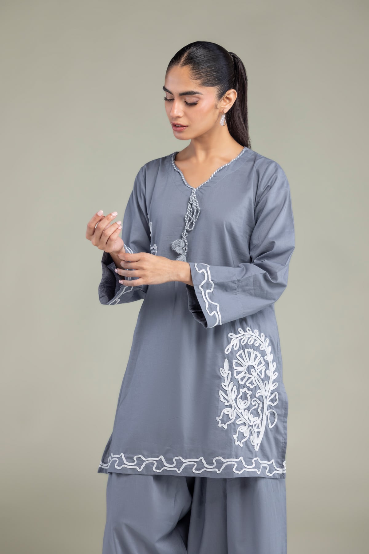 Embroidered Cambric Gray Cambric Kurta - 1-26-102-A-F-VG