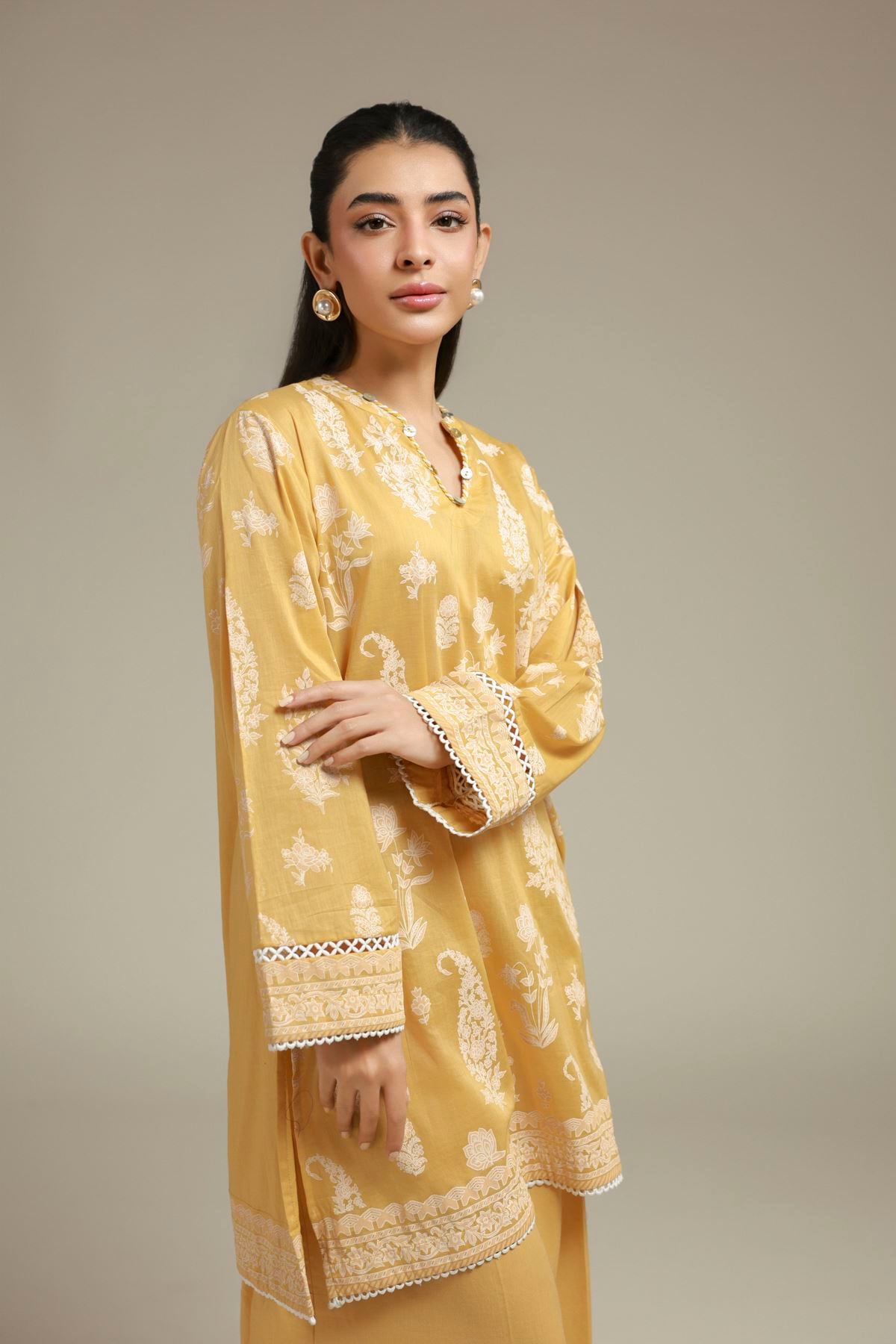 Printed Cambric Cambric Tailored 2-Piece - T-A33-26-103FJ2-VG