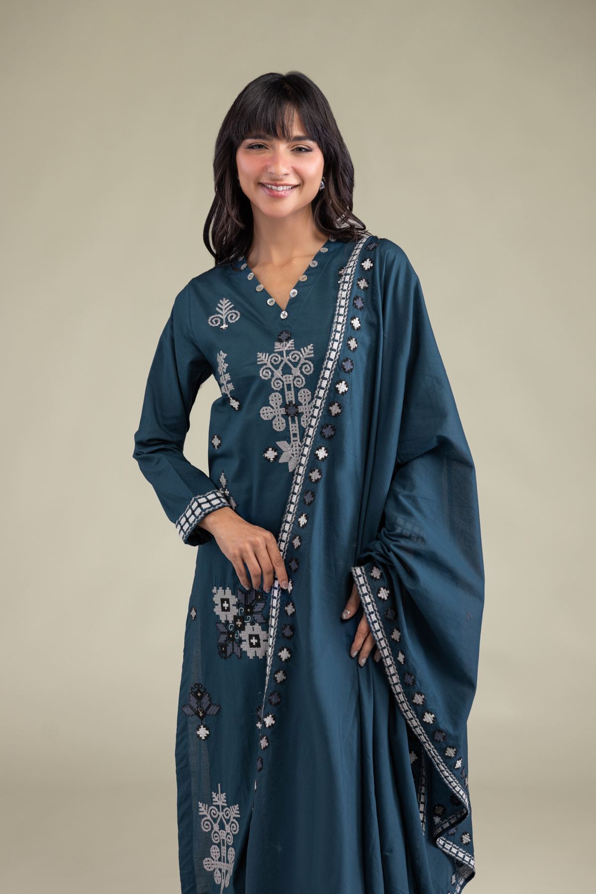 Embroidered Lawn Teal Lawn Dupatta - 25-08-12E8-07TB-VG