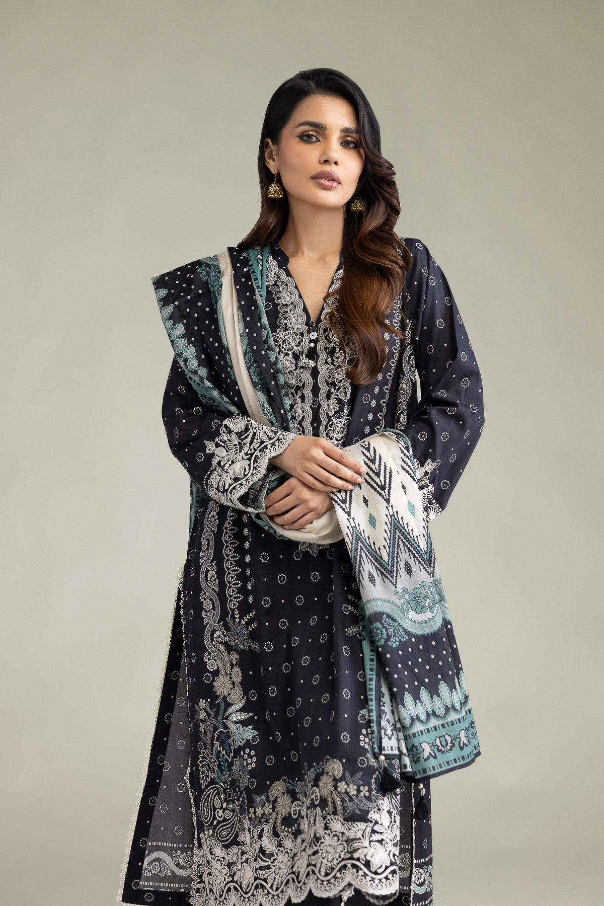 Embroidered Lawn Fabrics 3 Piece - T-A33-26-207FD1-VG