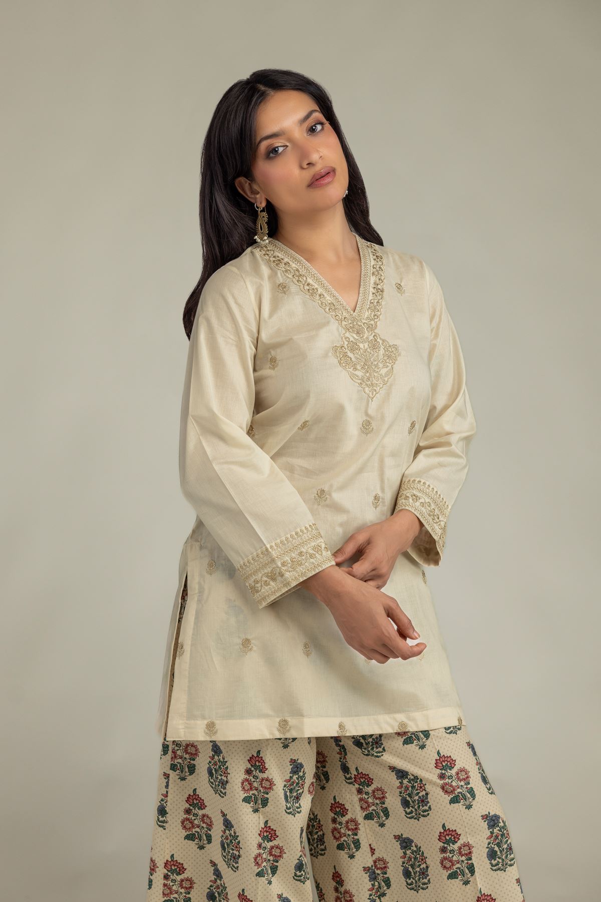 Embroidered Cambric Beige V-Neck Kurta - 8-26-303-A-C1-VG