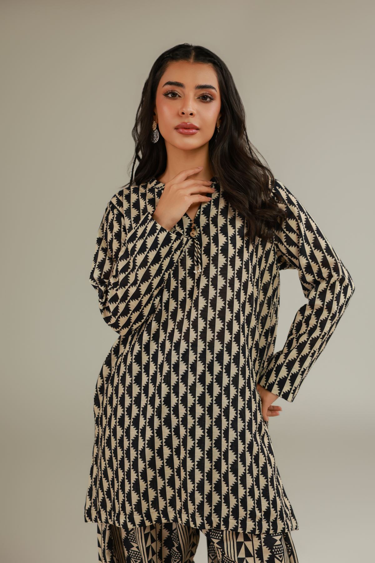Printed Textured Cotton Geometric V-Neck Kurta - 25-09-10E2-09TB-VG