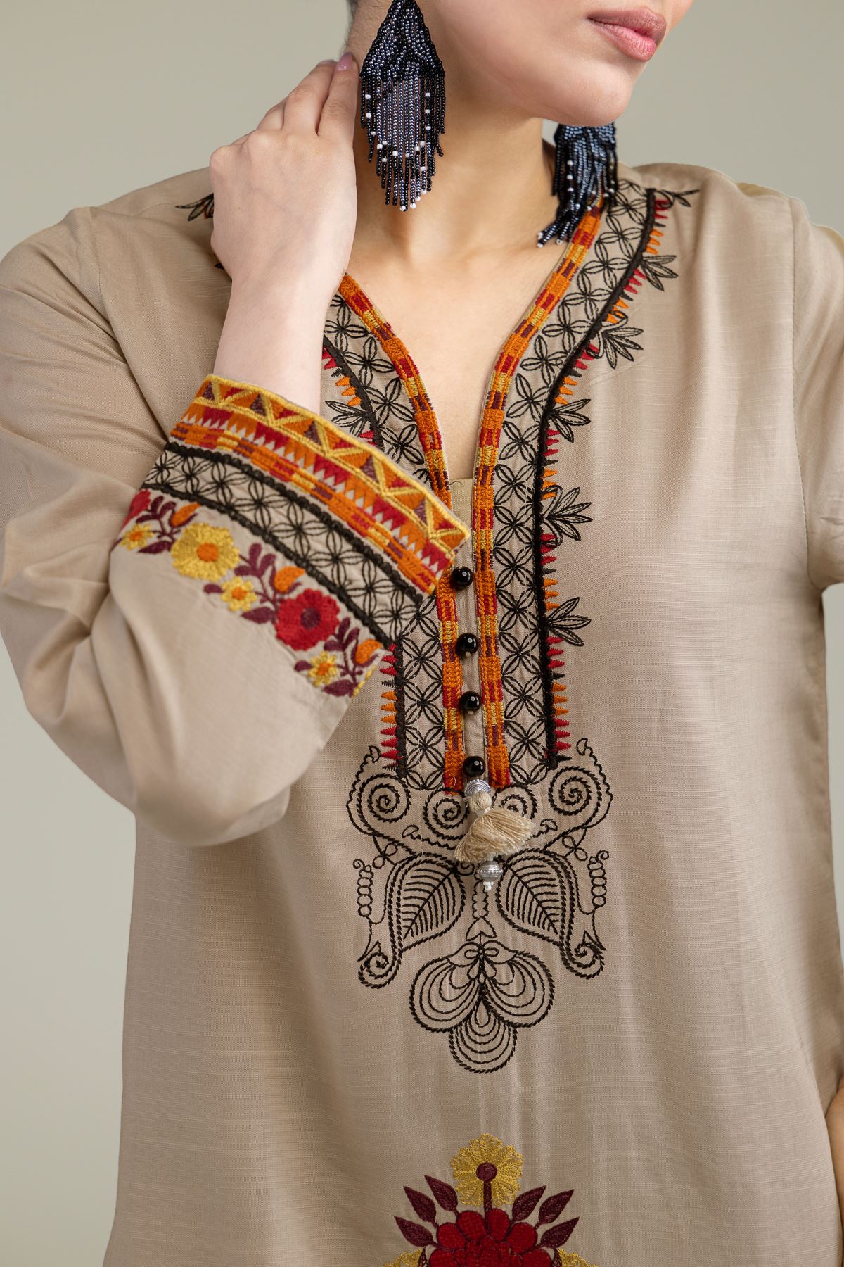 Embroidered Raw Silk Floral Silk Kurta - T-A33-26-206FG2-VG