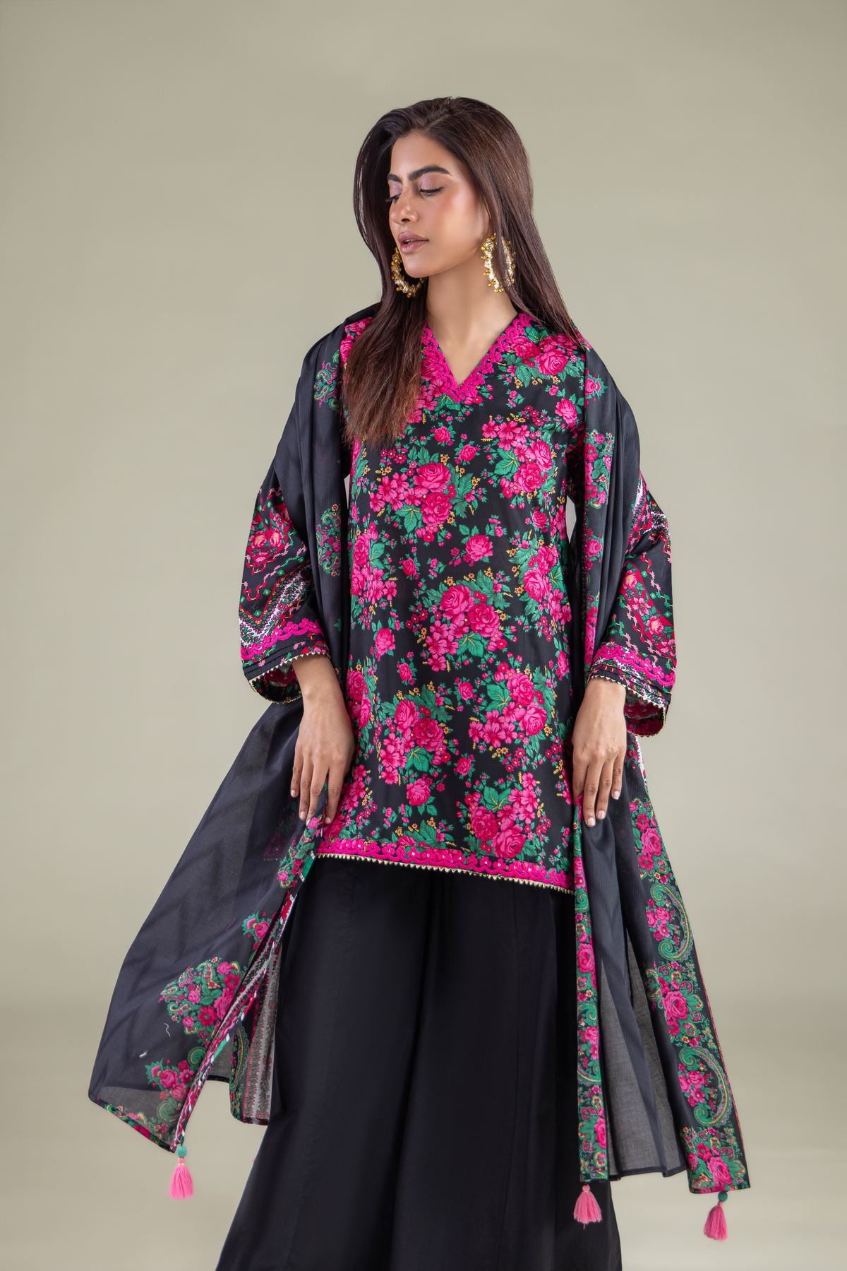 Embroidered Cambric Kurta - 1-26-112-A-F-VG