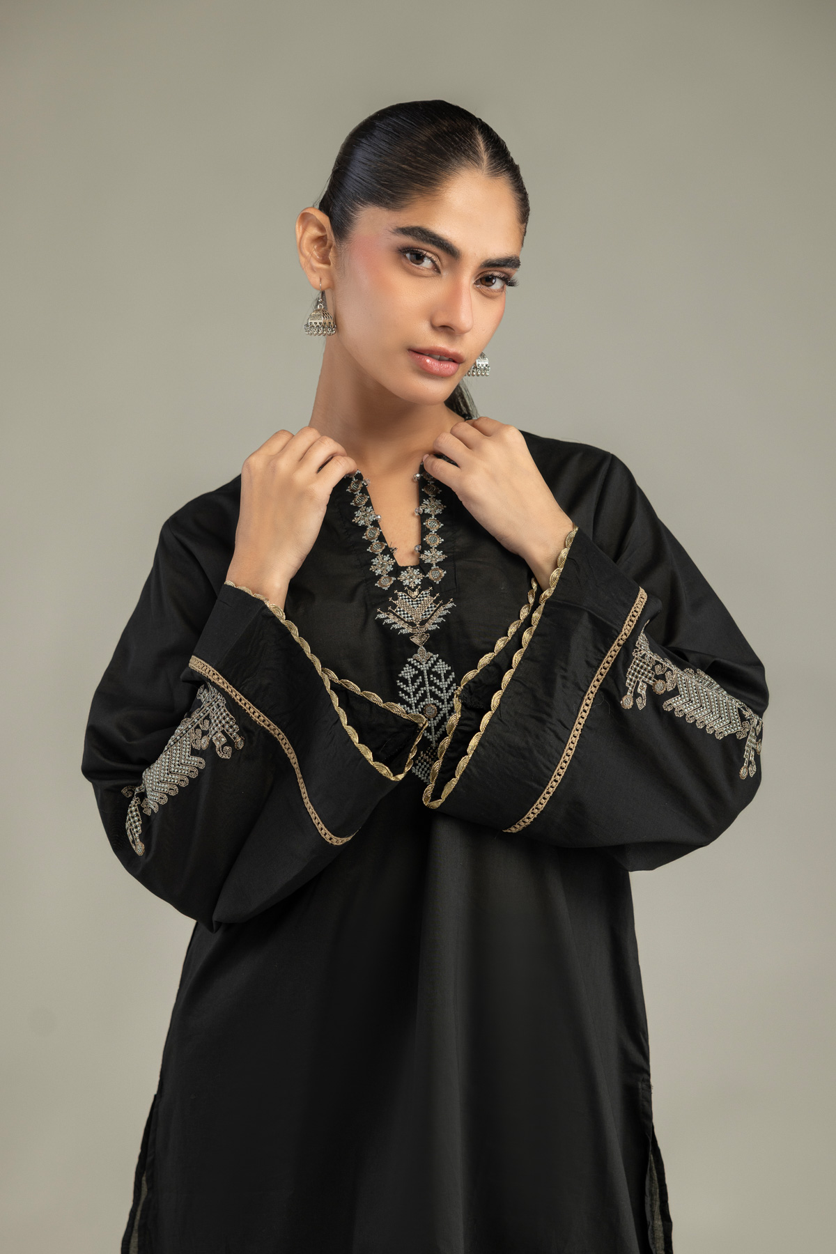 Embroidered Cambric V-Neck Black Kurta - 1-26-102-A-F-VG