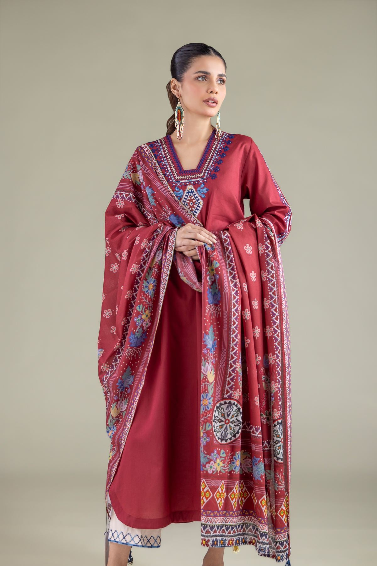 Embroidered Lawn Embroidered All-Season Dupatta - 1-26-117-C-F-VG
