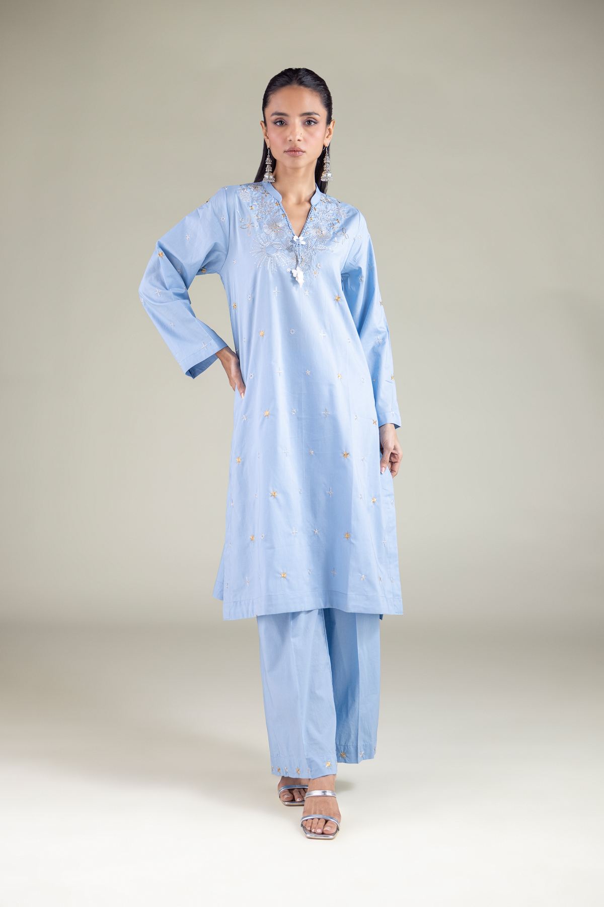 Embroidered Cambric Kurta - 1-26-104-A-B-VG