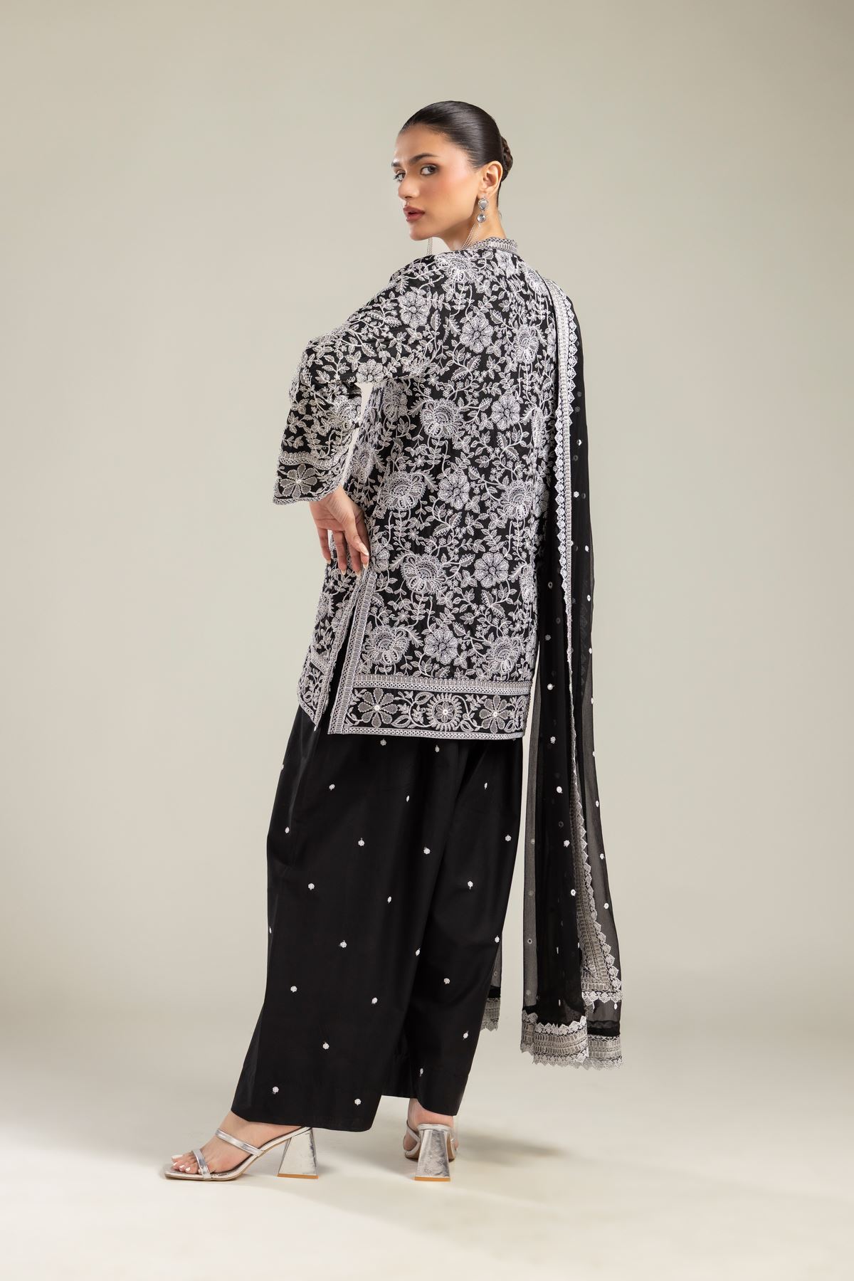 Embroidered Raw Silk 3 Piece Co-ord Set - T-A22-26-124FC1-VG