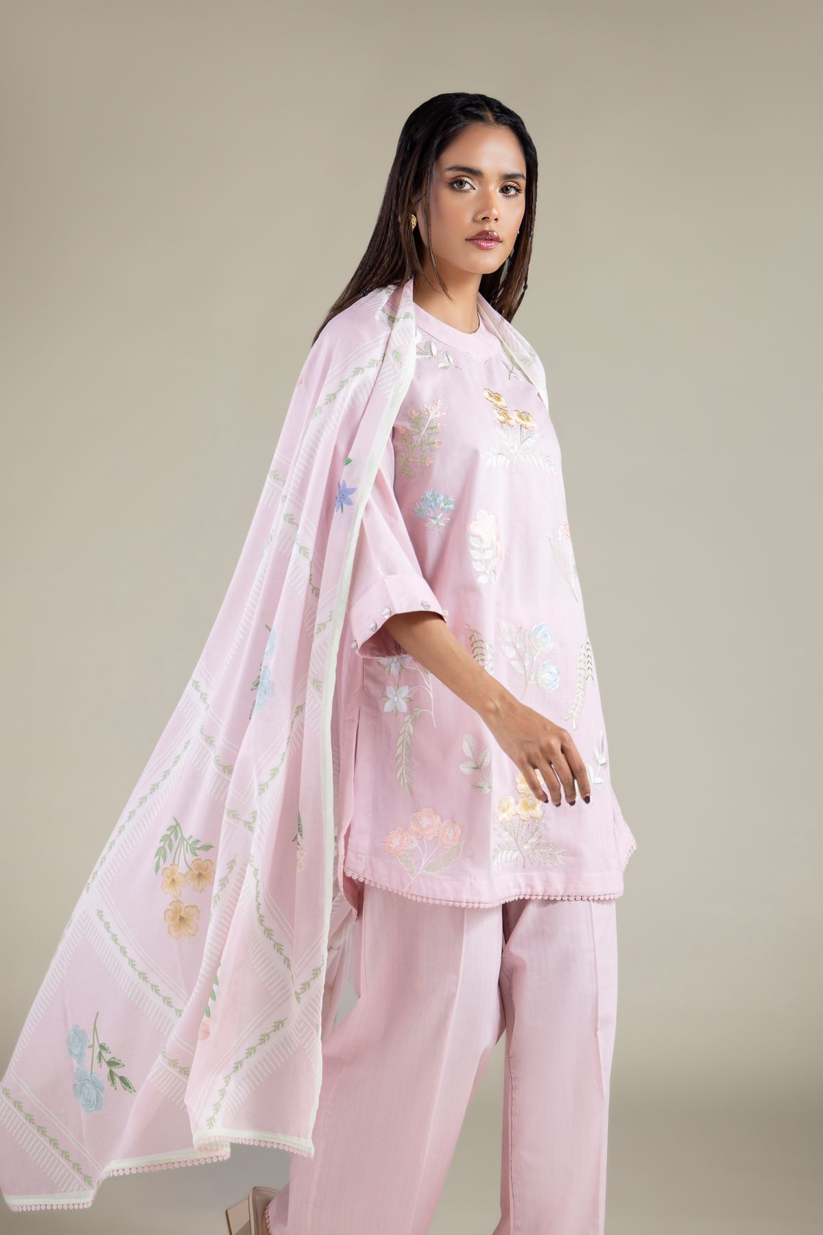 Embroidered Cotton Dobby Floral Threadwork Kurta - 25-00-X2-08TB-VG
