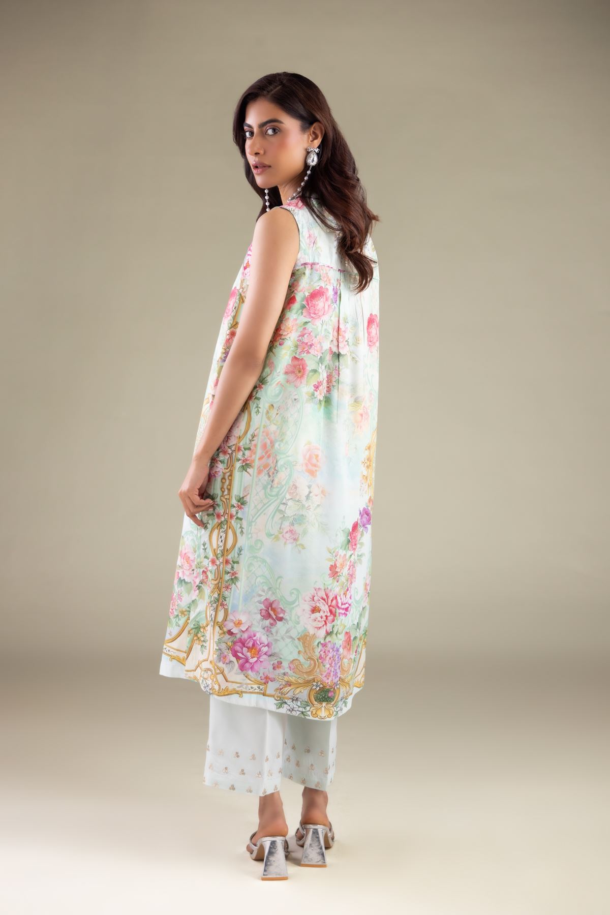Embroidered Raw Silk Sleeveless Floral Kurta - 2-26-110-A-G-VG