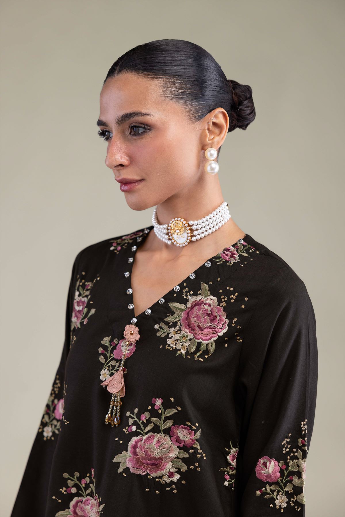 Embroidered Raw Silk Black Floral Kurta - 2-26-202-A-B-VG