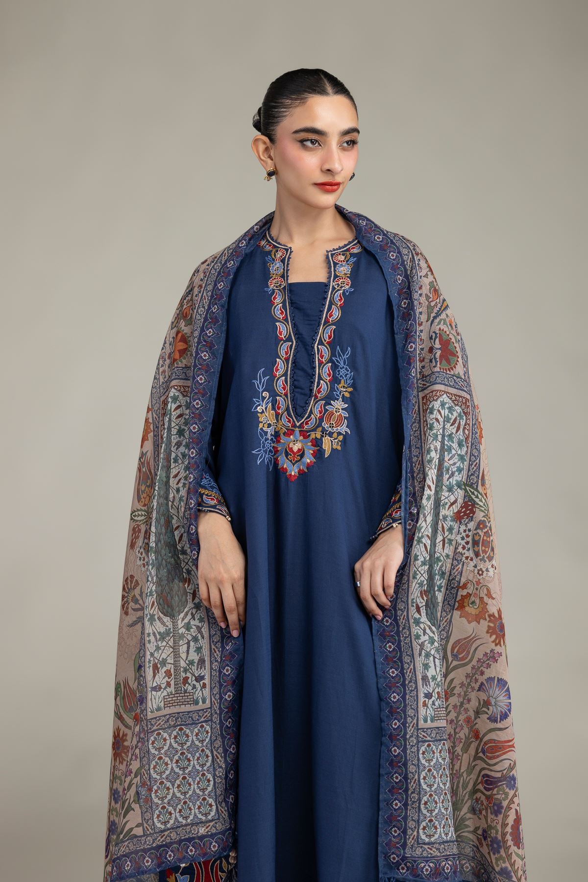 Embroidered Mesuri Mesuri Floral Dupatta - 2-26-208-A-E1-VG