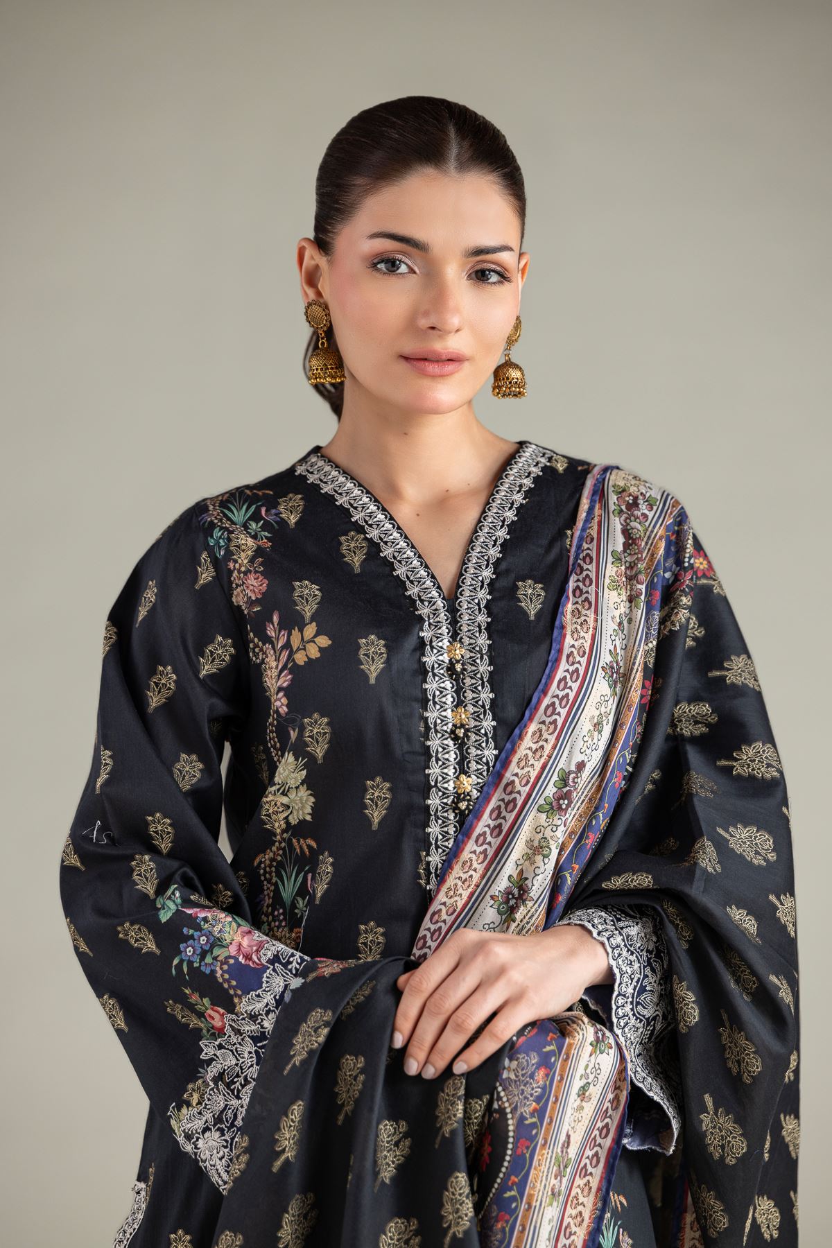 Embroidered Jacquard Fabrics 3 Piece - A33-26-210FB1-VG