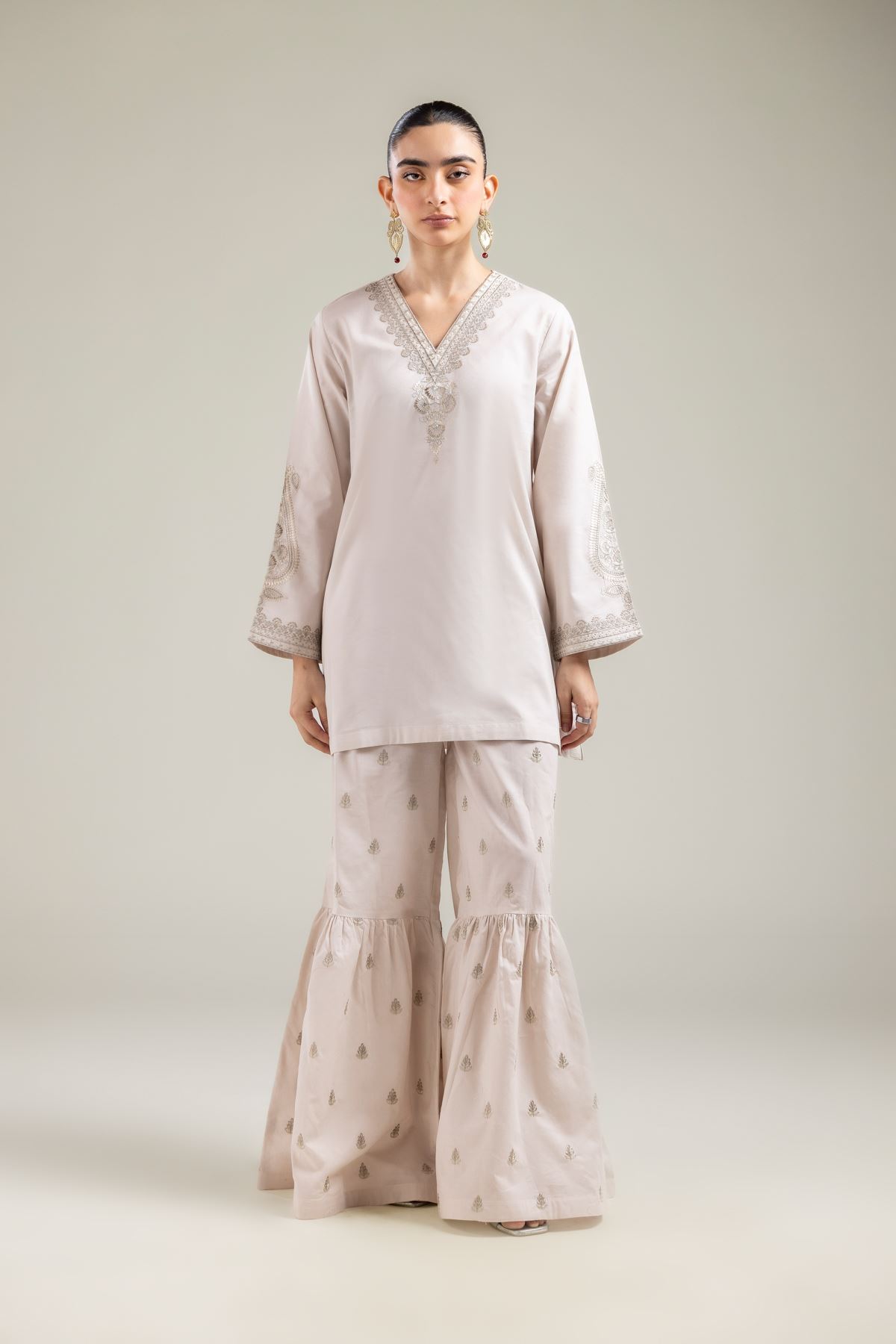 Embroidered Cotton Dobby Off-white V-Neck Kurta - 2-26-107-A-F-VG