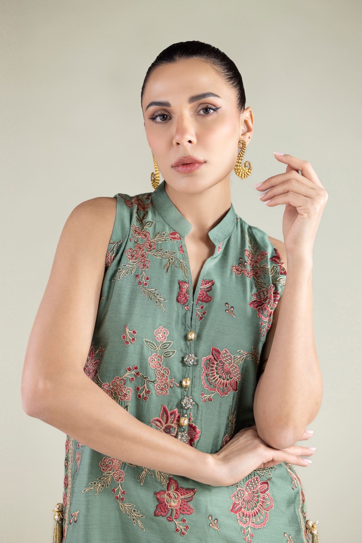Embroidered Raw Silk Sleeveless Longline Kurta - 2-26-102-A-H-VG