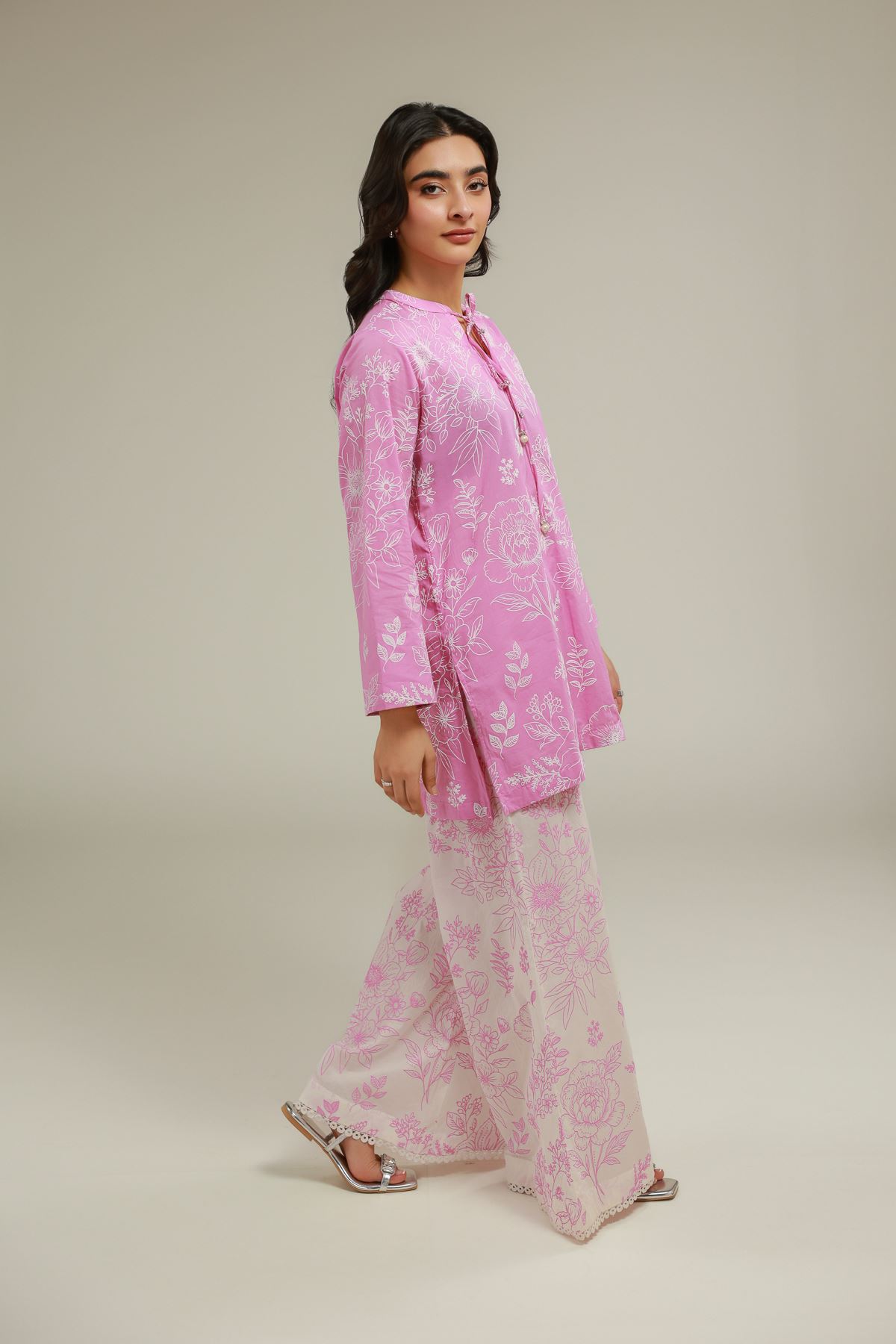 Cambric Floral Cambric Kurta - 1-26-108-A-F-VG