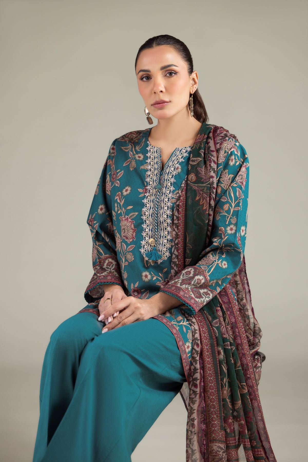 Embroidered Cotton Dobby Cotton Tailored 3-Piece - T-A22-26-205FE1-VG