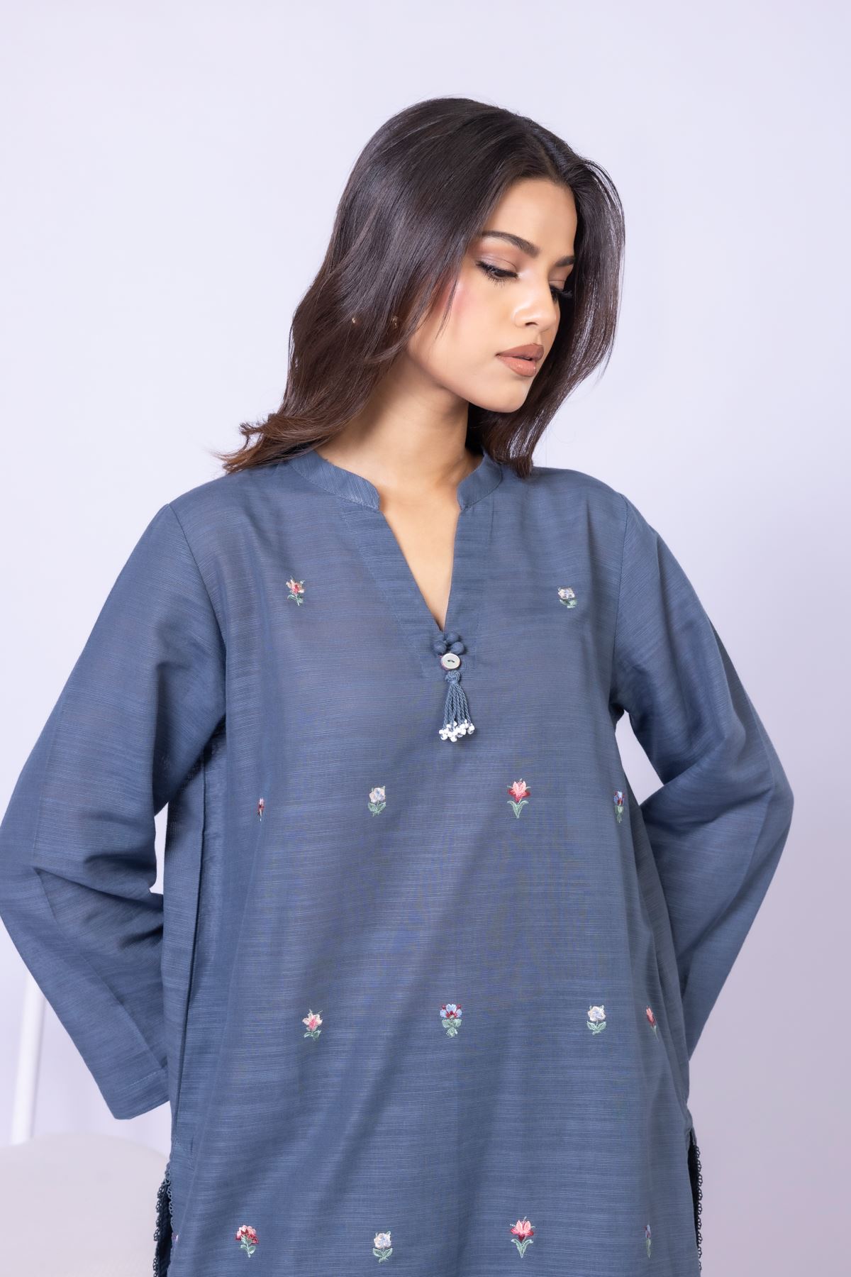 Embroidered Textured Cotton Kurta - 25-09-10E4-05TB-VG
