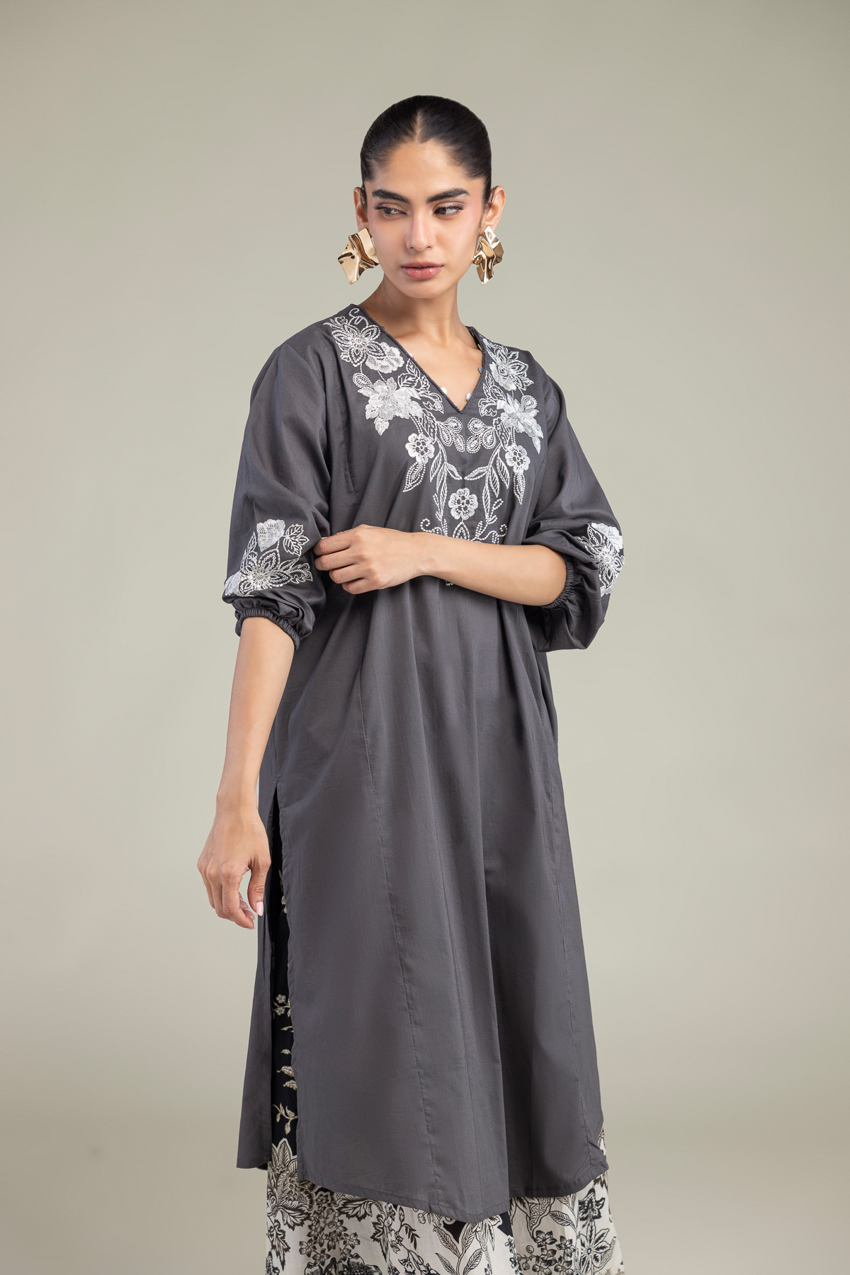 Embroidered Cambric Gray V-neck Kurta - 1-26-102-A-F-VG