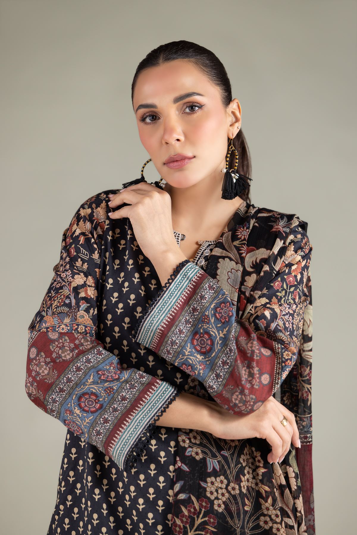 Embroidered Cotton Dobby Cotton Tailored 3-Piece - T-A11-26-109FH1-VG