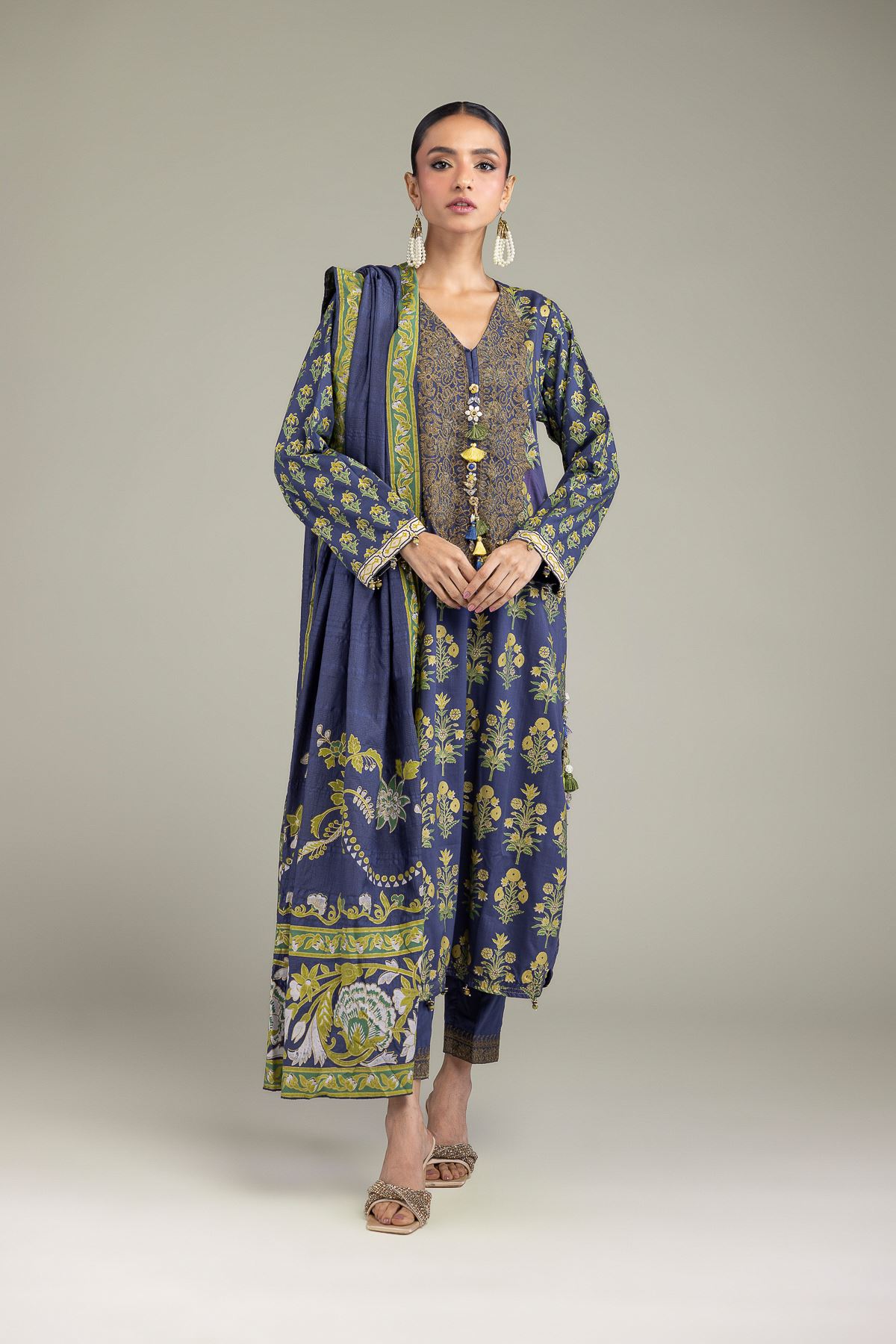 Embroidered Raw Silk Silk 3-Piece Set - 1-26-131-A-B-VG