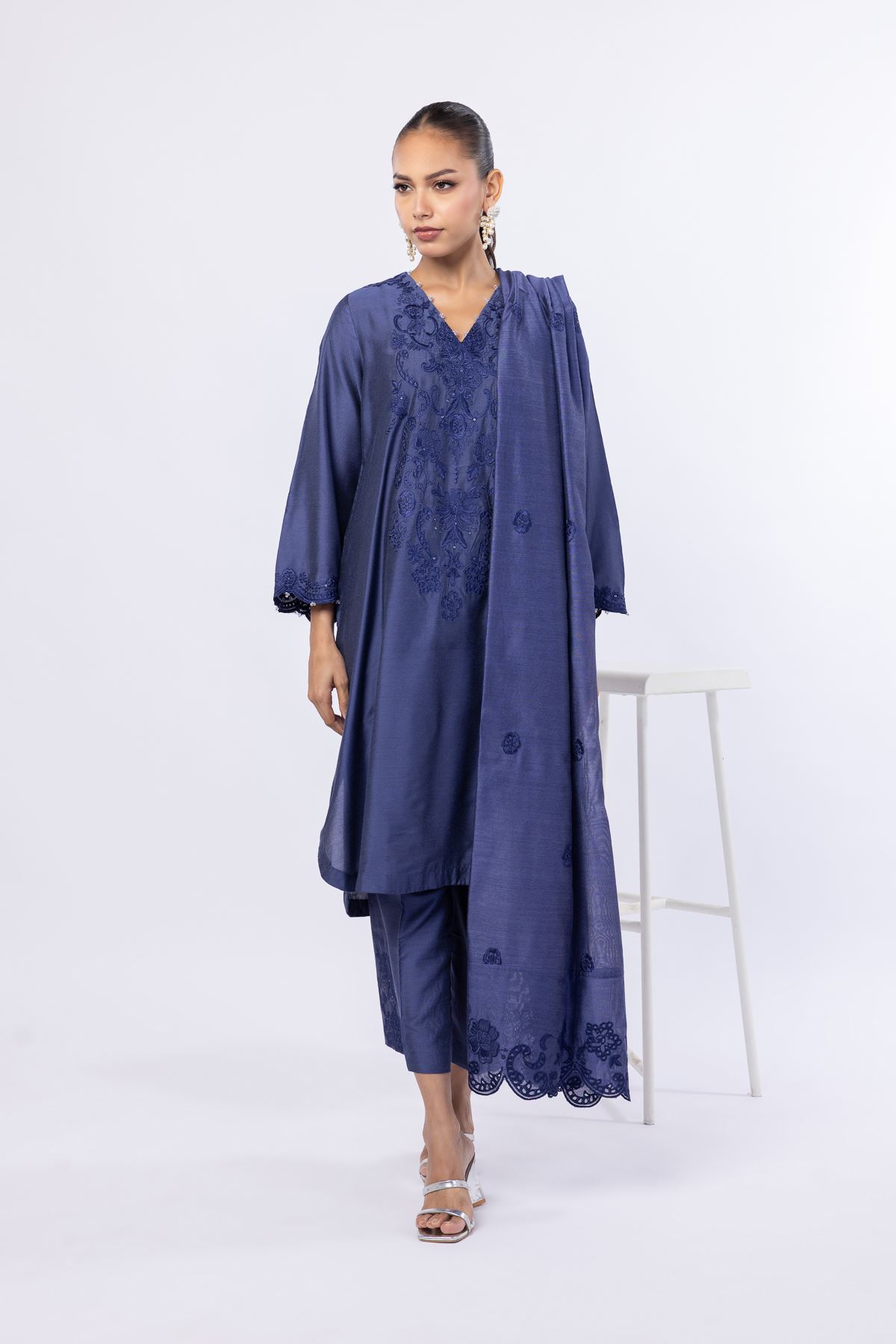 Embroidered Raw Silk Kurta - 25-09-11E14-08TA-VG