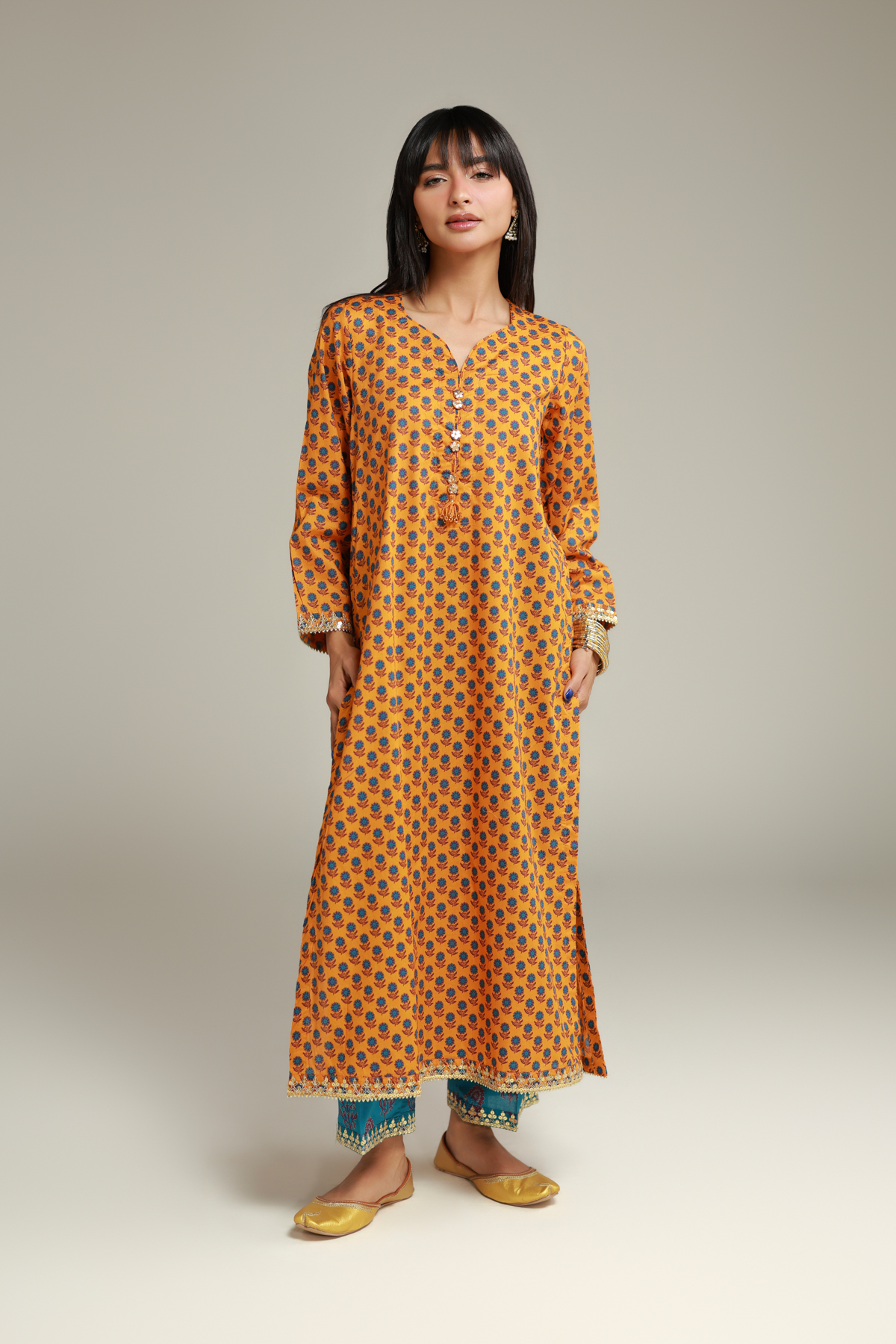 Embroidered Cambric Floral Cambric Kurta - 12-26-115-E-G-VG
