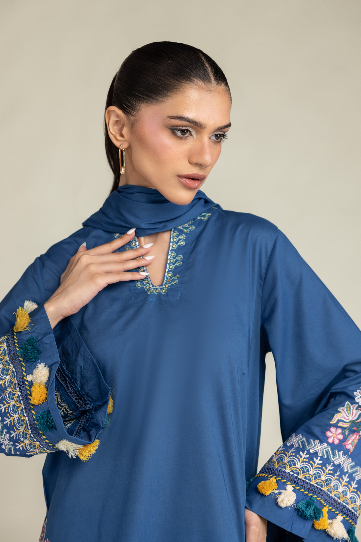 Embroidered Lawn Floral Blue Dupatta - 2-26-308-A-B1-VG