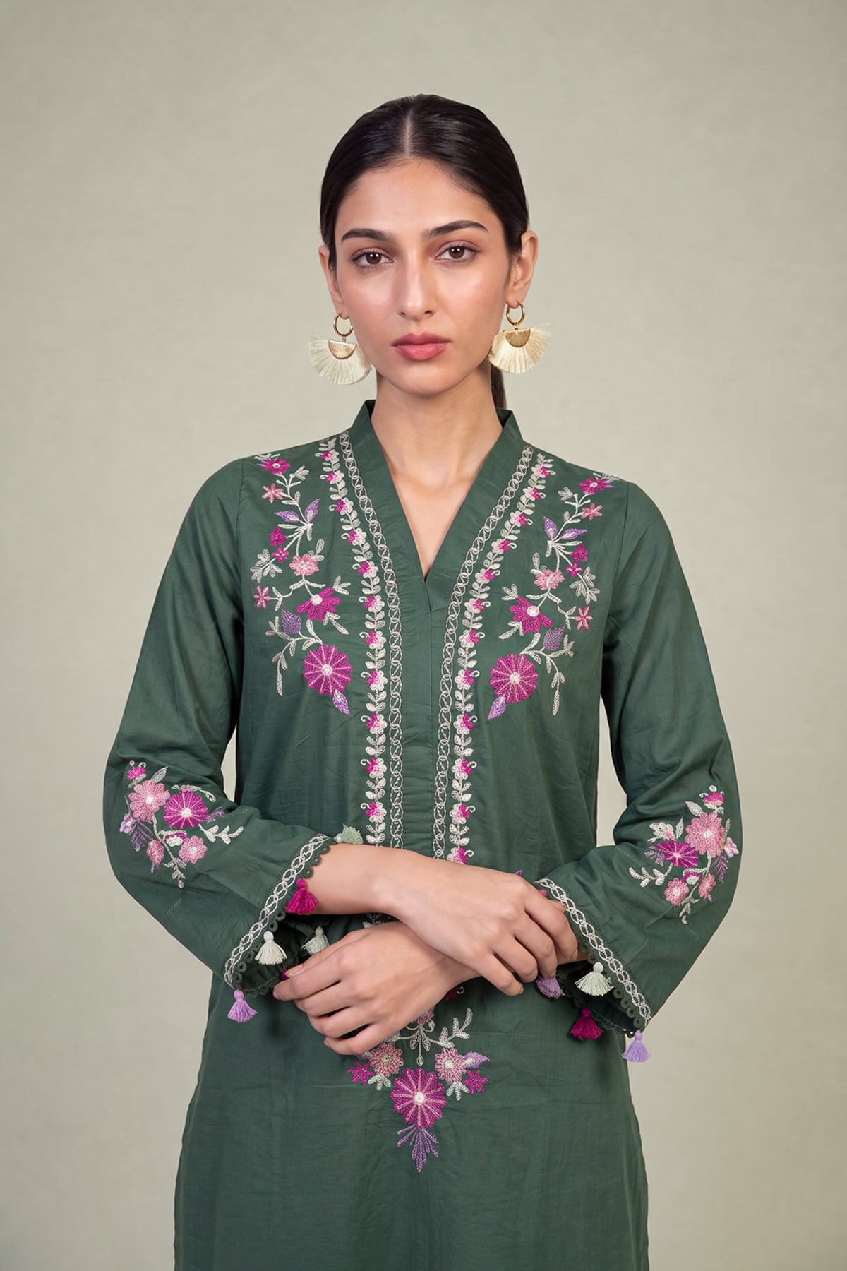 Embroidered Cambric Long Green Kurta - 1-26-250-B-H1-VG