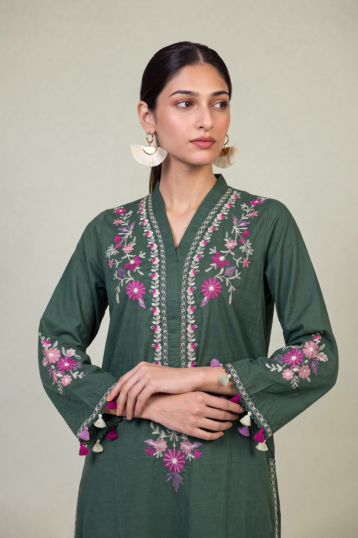Embroidered Cambric Long Green Kurta - 1-26-250-B-H1-VG