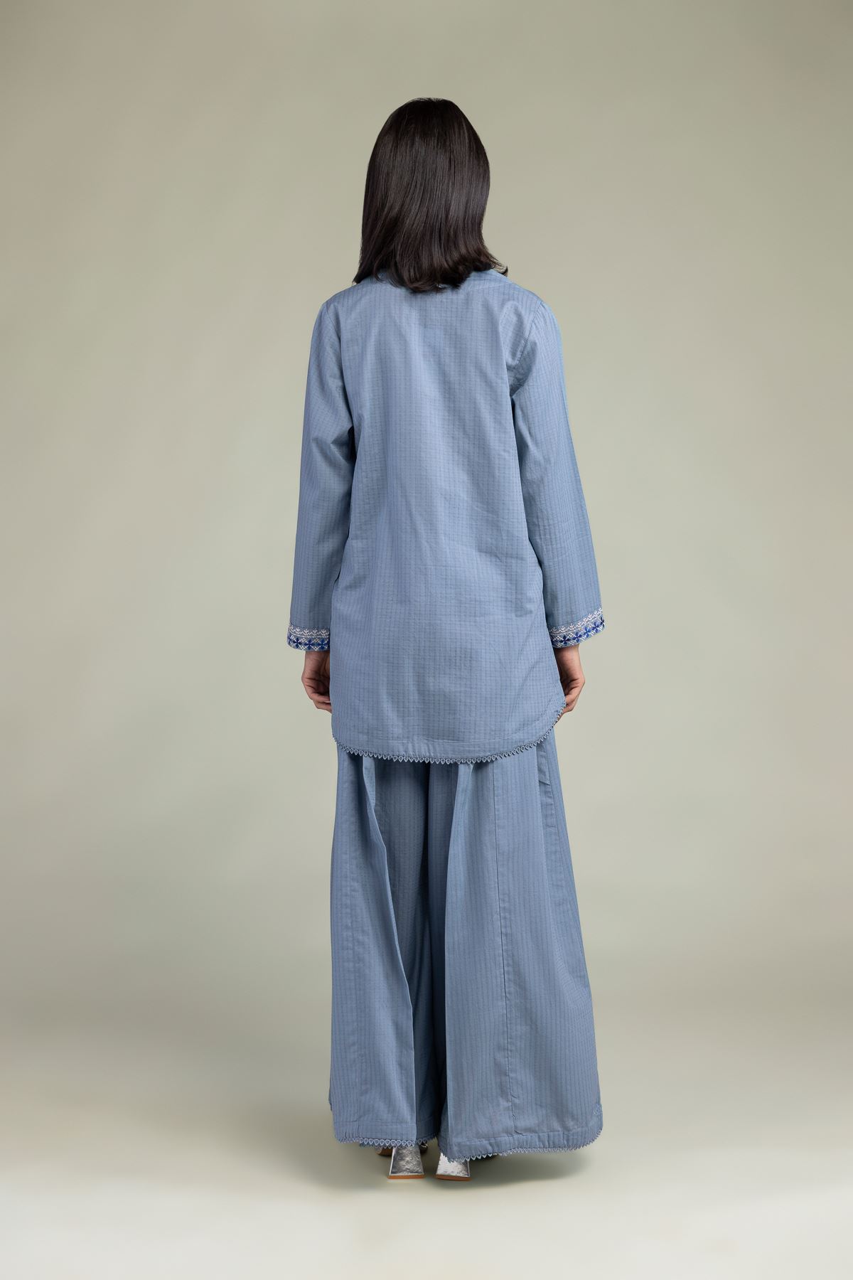 Embroidered Cotton Dobby Blue V-Neck Kurta - 1-26-301-B-I1-VG