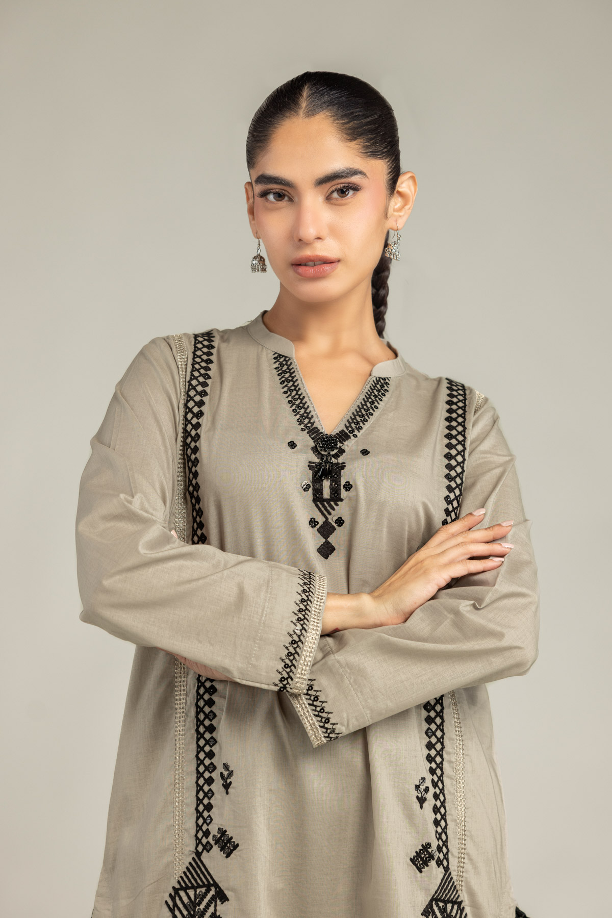 Embroidered Cambric Cambric V-Neck Kurta - 1-26-102-A-F-VG