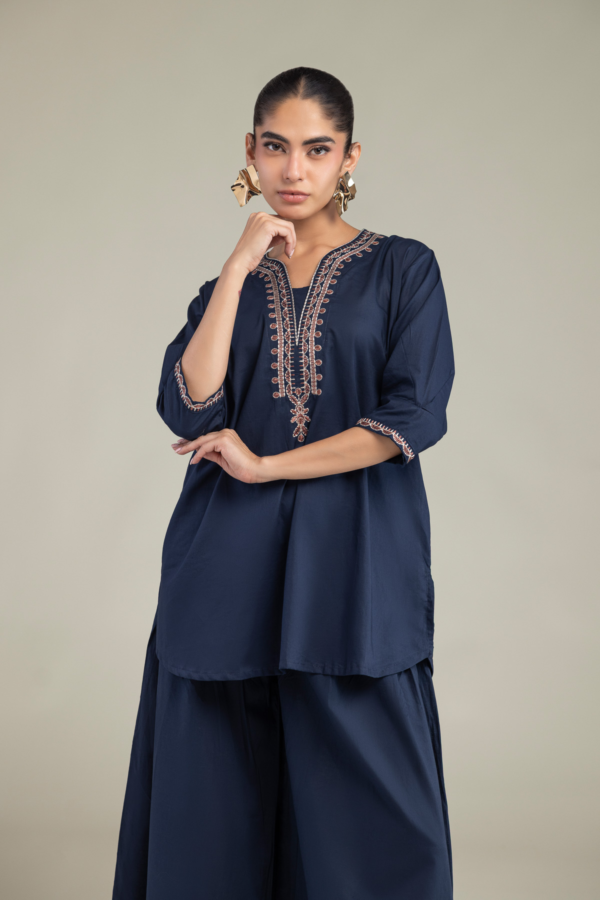 Embroidered Cambric Cambric Navy Kurta - 1-26-102-A-F-VG