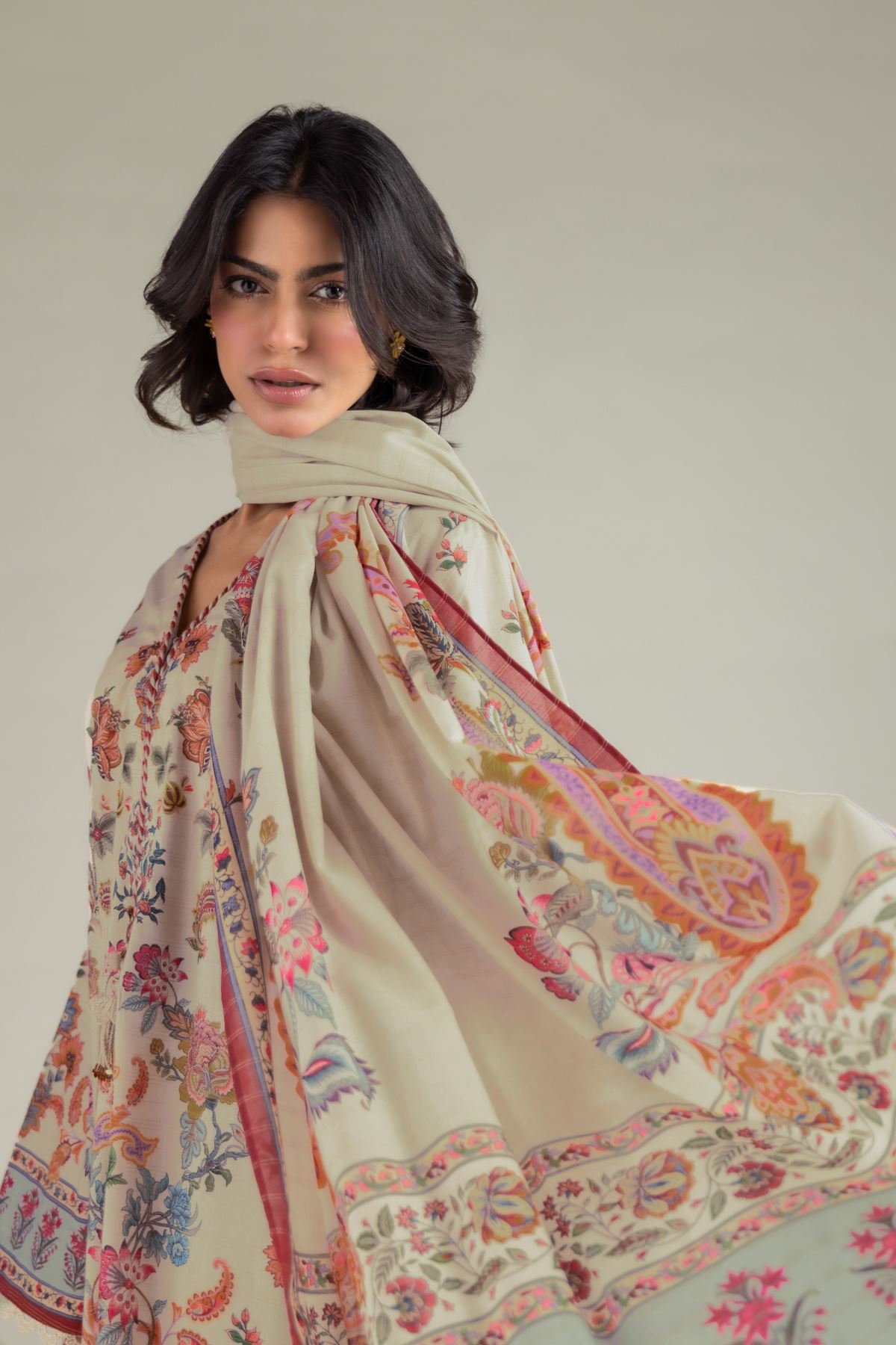 Printed Mesuri Fabrics 3 Piece - A22-26-202FC1-VG