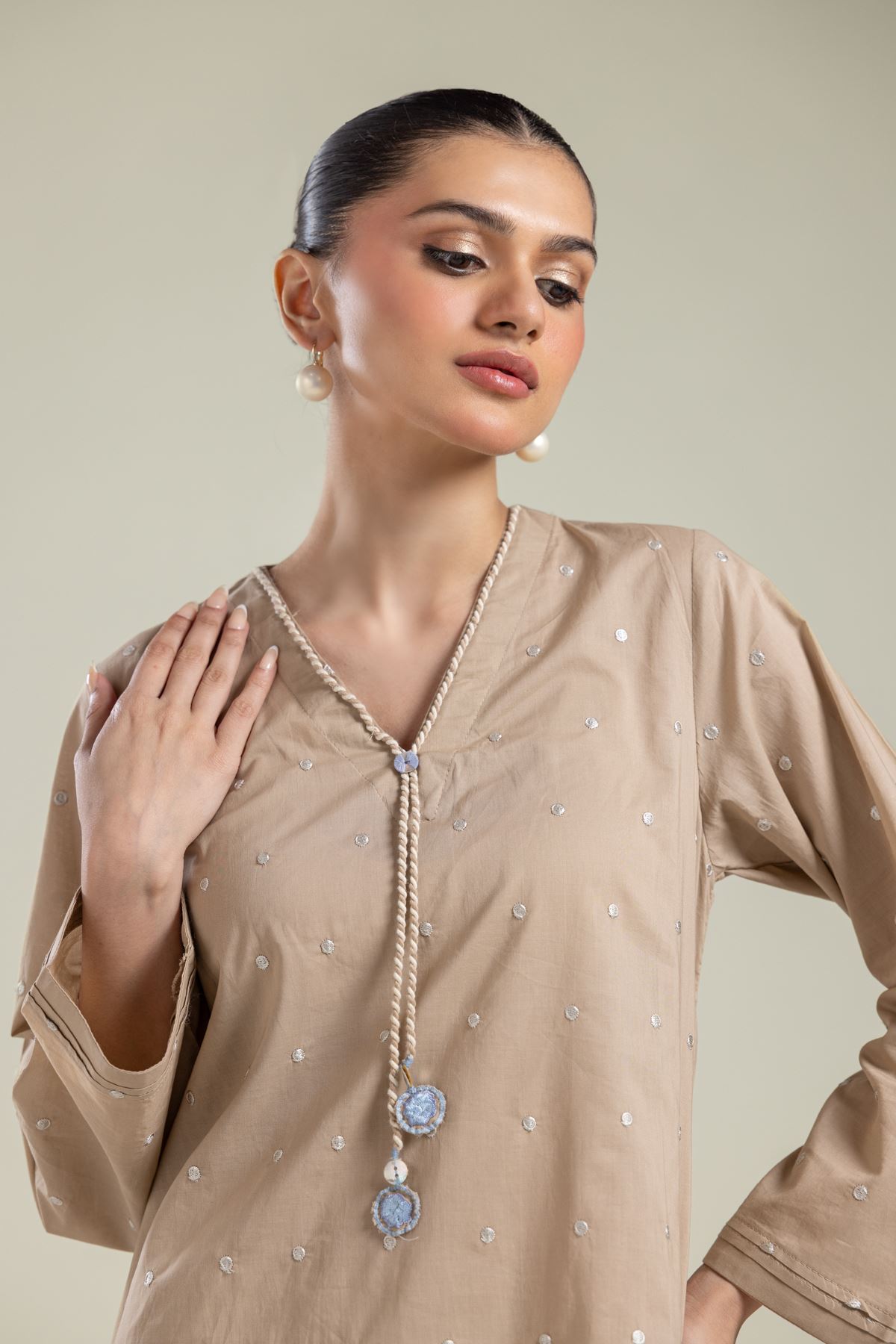 Embroidered Cambric Short Cambric Kurta - 1-26-204-A-A1-VG