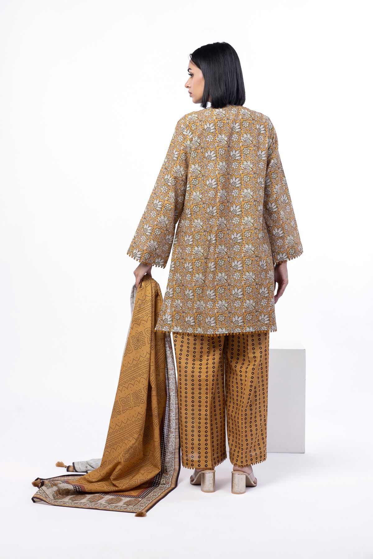 Printed Light Khaddar Fabrics 3 Piece - LKW21A-VG